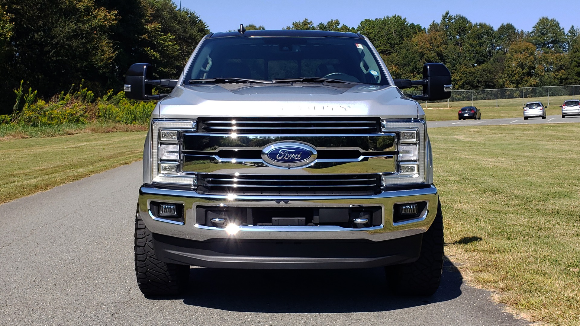 Used 2019 Ford SUPER DUTY F-250 SRW LARIAT 4WD / NAV / PANO-ROOF / B&O SND / REARVIEW / TAILGATE STEP for sale Sold at Formula Imports in Charlotte NC 28227 31
