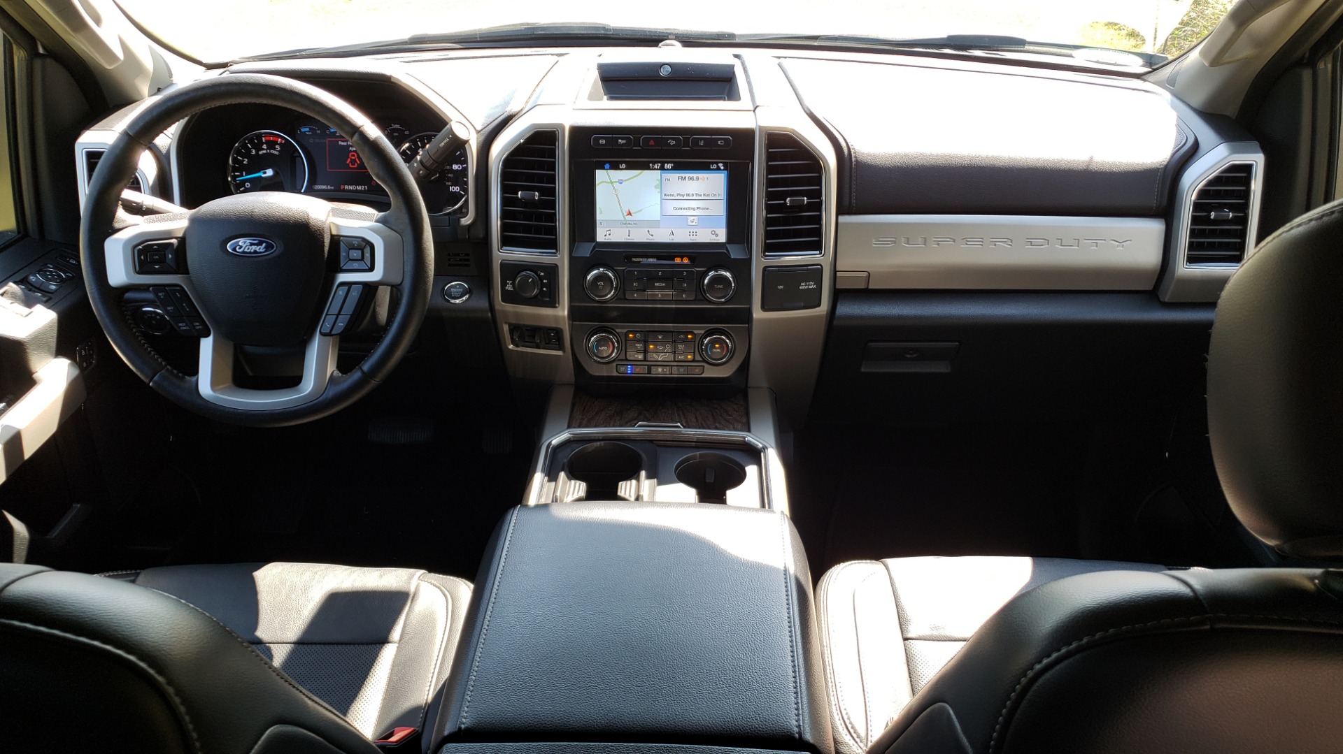 Used 2019 Ford SUPER DUTY F-250 SRW LARIAT 4WD / NAV / PANO-ROOF / B&O SND / REARVIEW / TAILGATE STEP for sale Sold at Formula Imports in Charlotte NC 28227 78