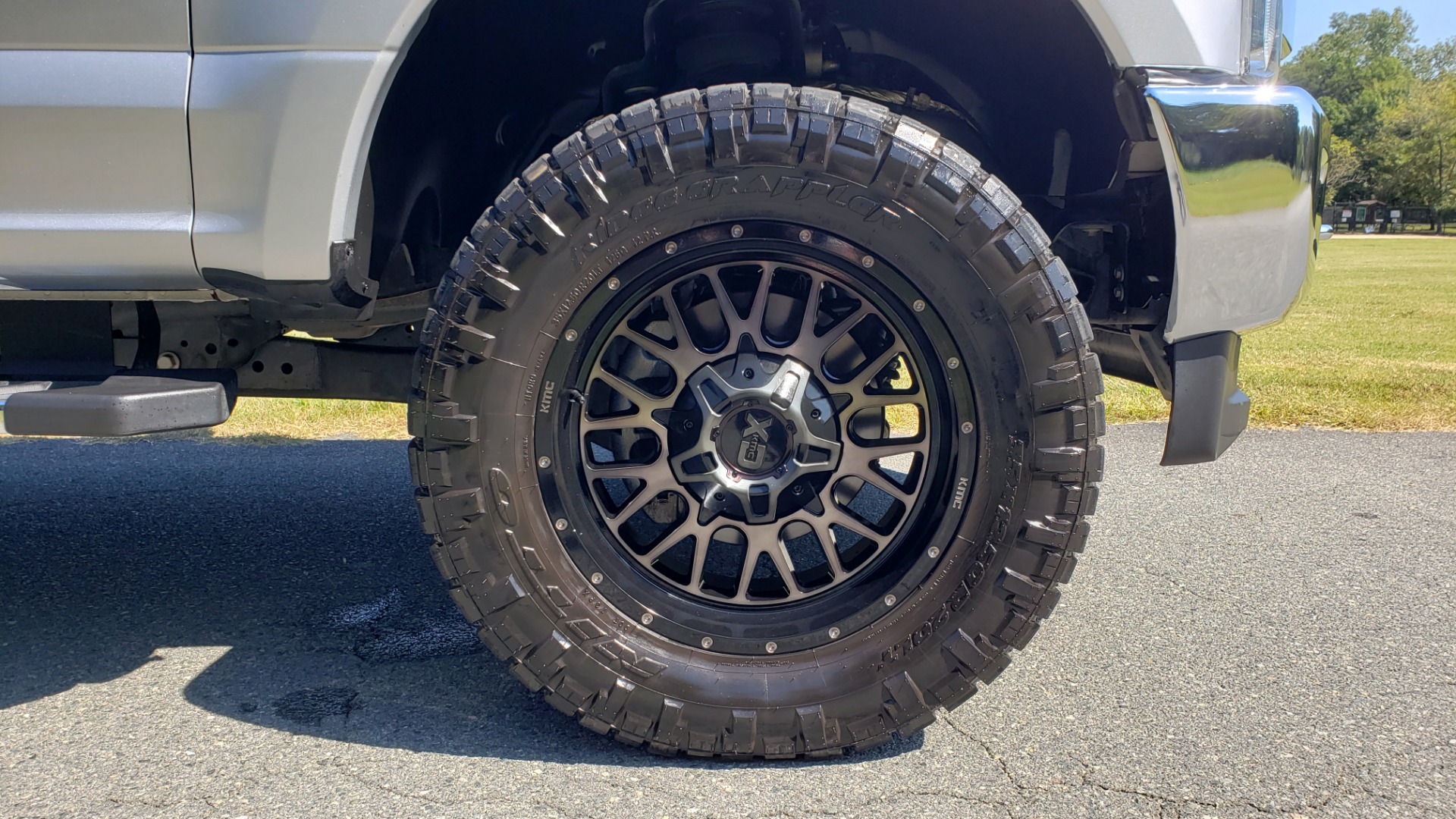 Used 2019 Ford SUPER DUTY F-250 SRW LARIAT 4WD / NAV / PANO-ROOF / B&O SND / REARVIEW / TAILGATE STEP for sale Sold at Formula Imports in Charlotte NC 28227 88
