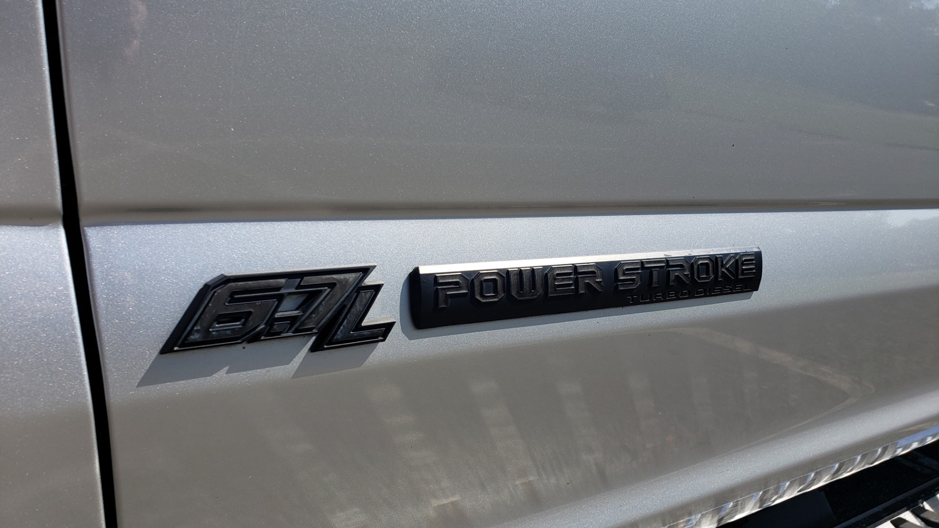 Used 2019 Ford SUPER DUTY F-250 SRW LARIAT 4WD / NAV / PANO-ROOF / B&O SND / REARVIEW / TAILGATE STEP for sale Sold at Formula Imports in Charlotte NC 28227 9
