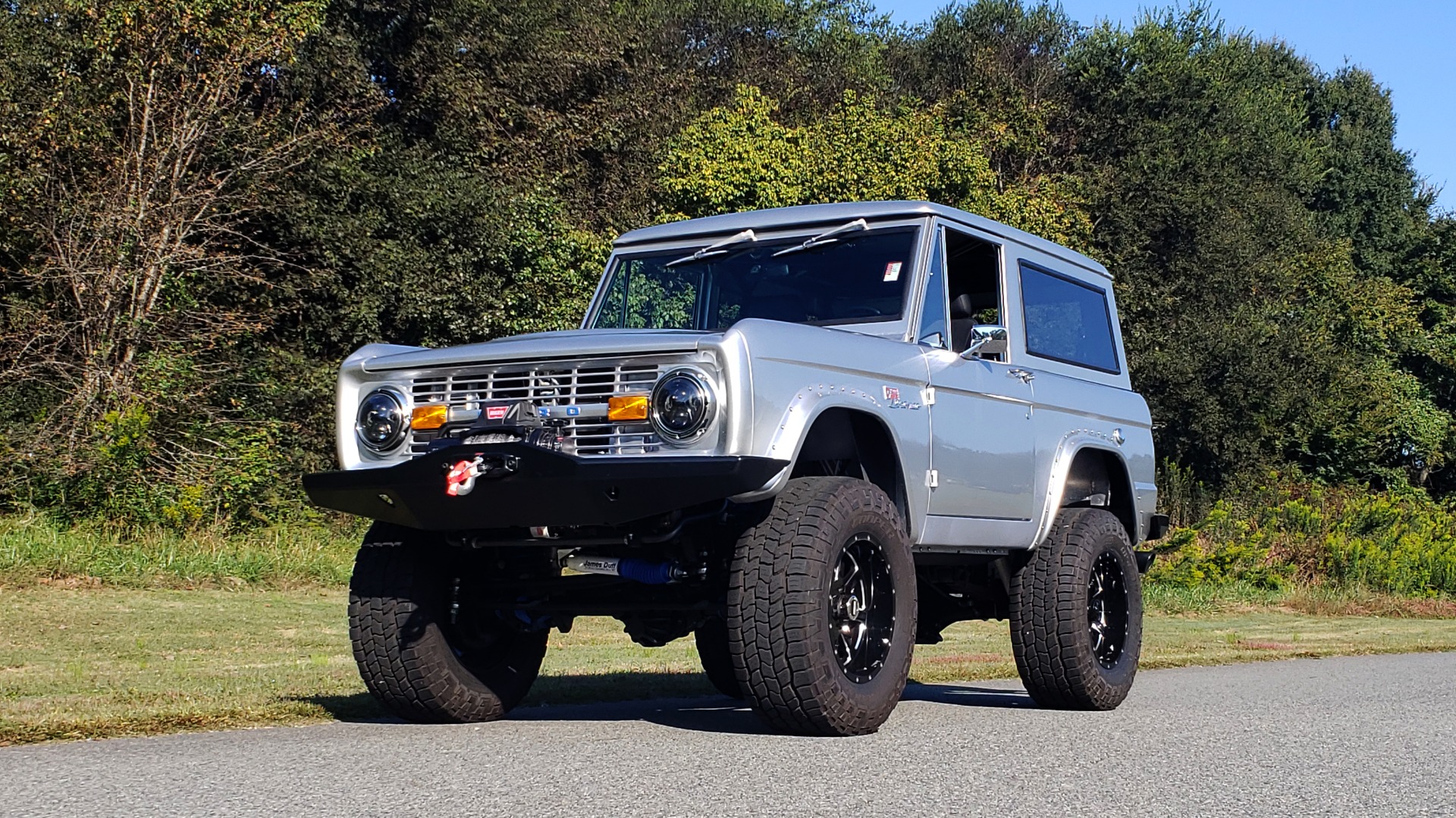 Used 1977 Ford BRONCO SPORT / CUSTOM RESTO-MOD / 5.0L COYOTE MOTOR / 4X4 / LEATHER for sale Sold at Formula Imports in Charlotte NC 28227 2
