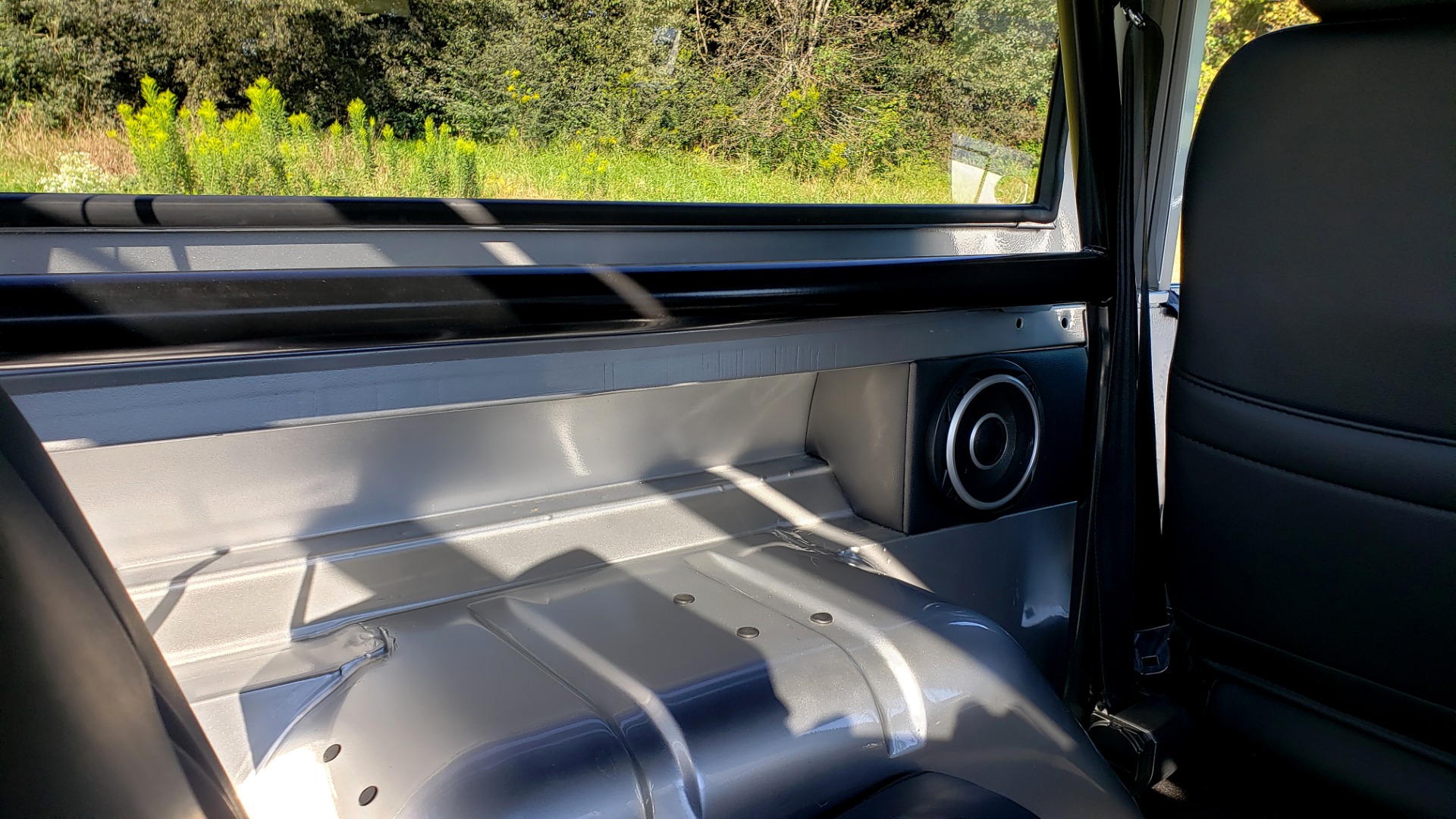 Used 1977 Ford BRONCO SPORT / CUSTOM RESTO-MOD / 5.0L COYOTE MOTOR / 4X4 / LEATHER for sale Sold at Formula Imports in Charlotte NC 28227 35