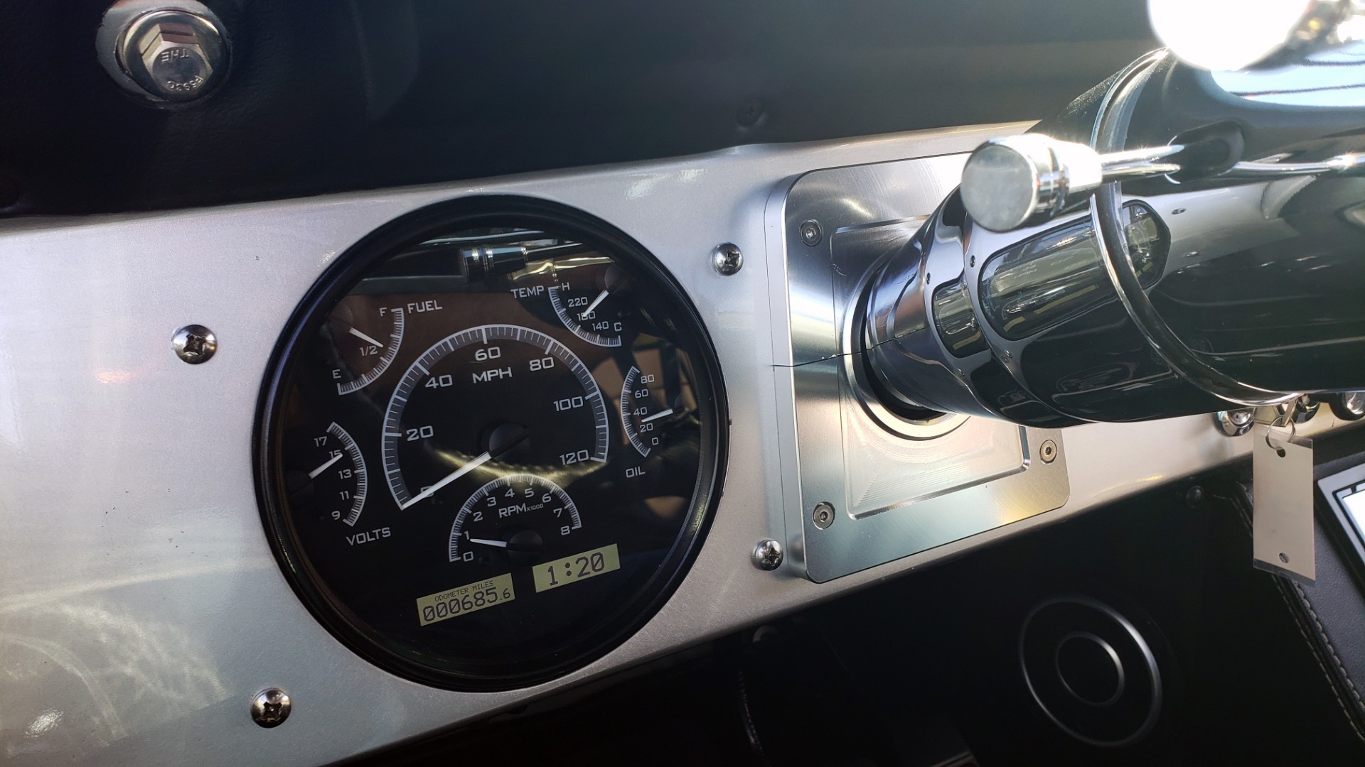 Used 1977 Ford BRONCO SPORT / CUSTOM RESTO-MOD / 5.0L COYOTE MOTOR / 4X4 / LEATHER for sale Sold at Formula Imports in Charlotte NC 28227 95