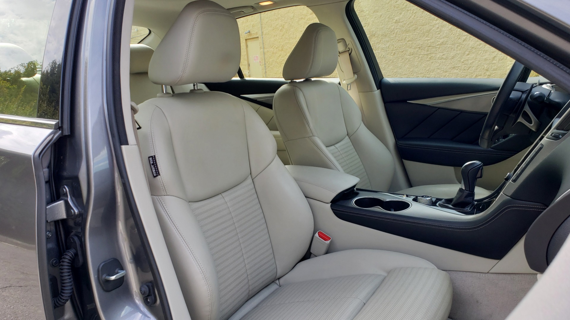Used 2016 INFINITI Q50 3.0T RED SPORT 400 / NAV / PREM PLUS / BLIND SPOT / REARVIEW for sale Sold at Formula Imports in Charlotte NC 28227 67