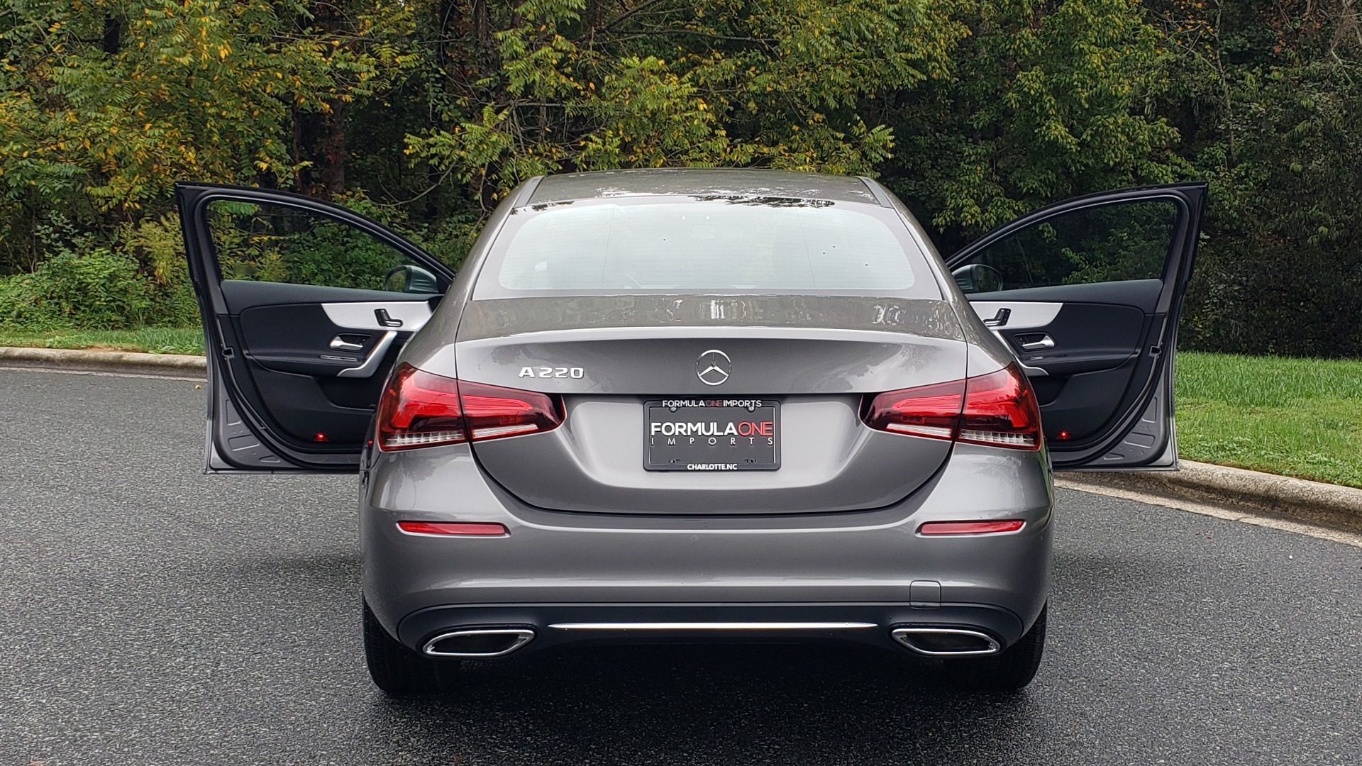 Used 2019 Mercedes-Benz A-CLASS A 220 SEDAN / PREMIUM PKG / SUNROOF / BSA / REARVIEW for sale Sold at Formula Imports in Charlotte NC 28227 28