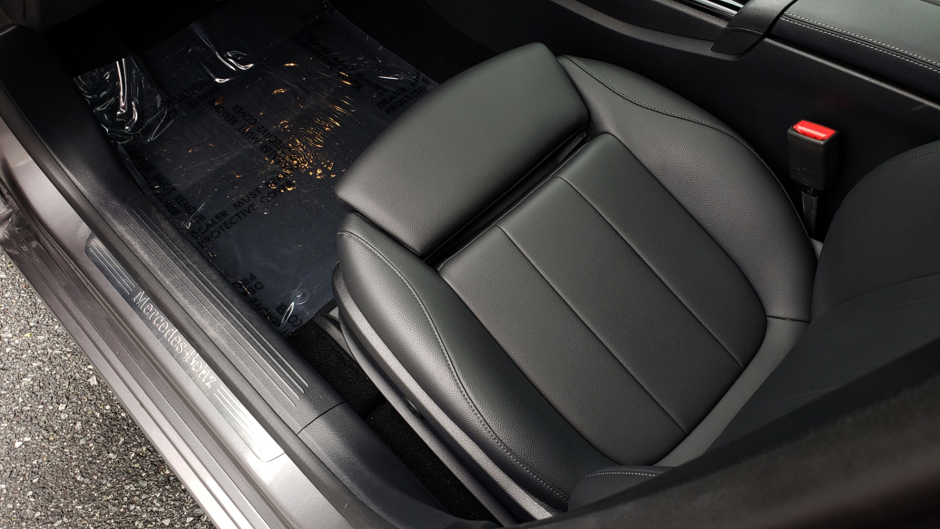 Used 2019 Mercedes-Benz A-CLASS A 220 SEDAN / PREMIUM PKG / SUNROOF / BSA / REARVIEW for sale Sold at Formula Imports in Charlotte NC 28227 35