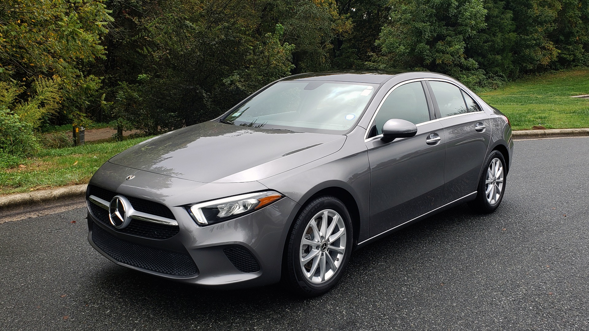 Used 2019 Mercedes-Benz A-CLASS A 220 SEDAN / PREMIUM PKG / SUNROOF / BSA / REARVIEW for sale Sold at Formula Imports in Charlotte NC 28227 5