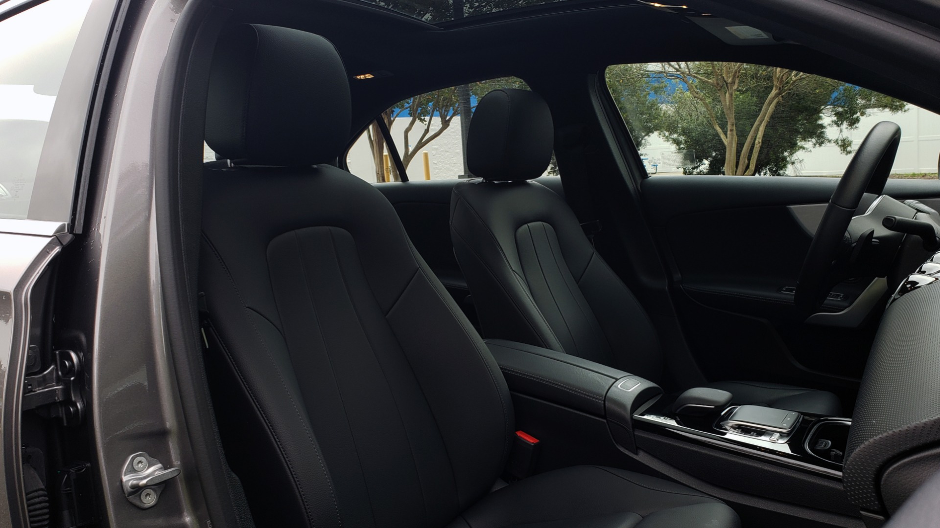 Used 2019 Mercedes-Benz A-CLASS A 220 SEDAN / PREMIUM PKG / SUNROOF / BSA / REARVIEW for sale Sold at Formula Imports in Charlotte NC 28227 70
