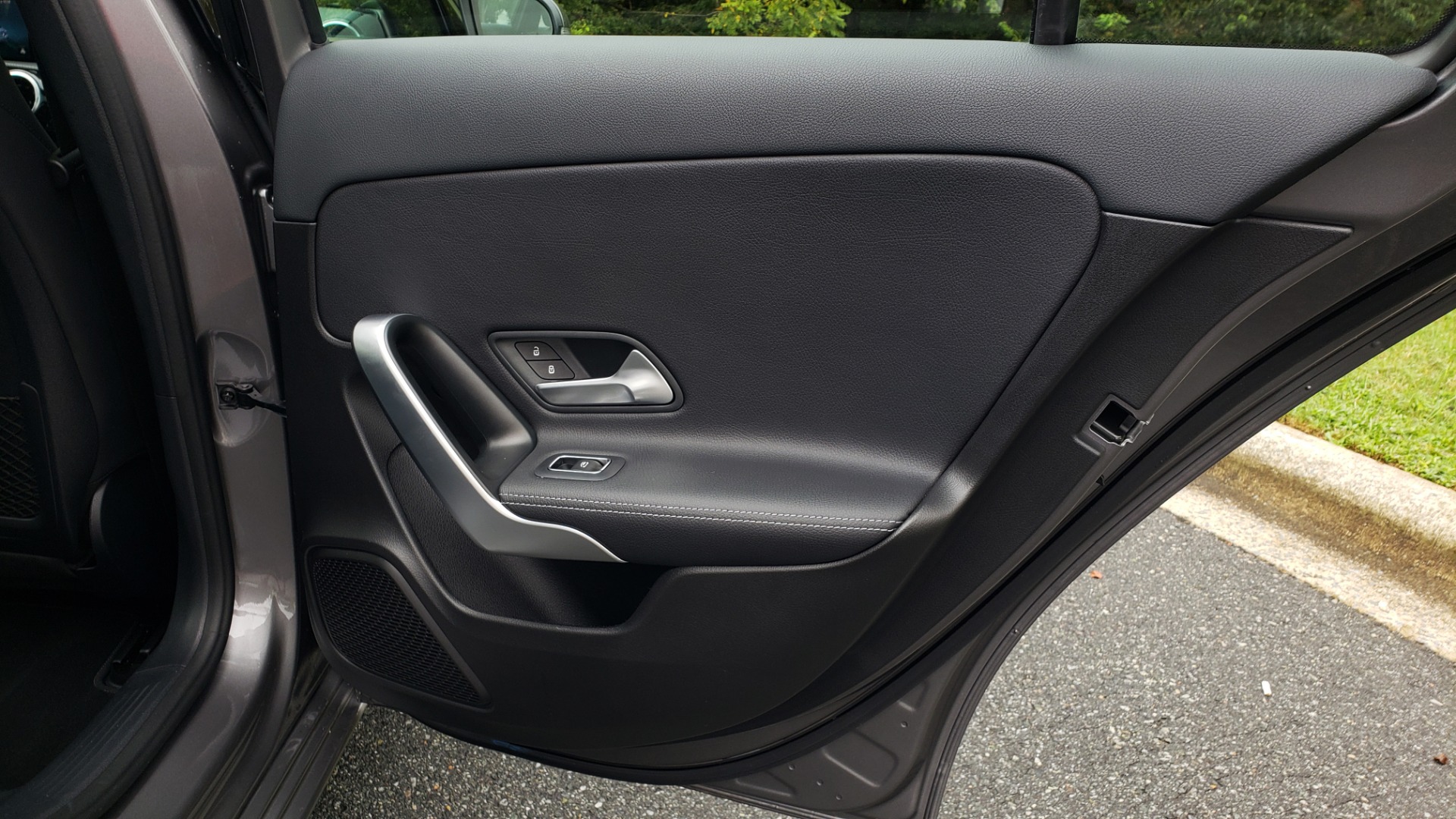 Used 2019 Mercedes-Benz A-CLASS A 220 SEDAN / PREMIUM PKG / SUNROOF / BSA / REARVIEW for sale Sold at Formula Imports in Charlotte NC 28227 72