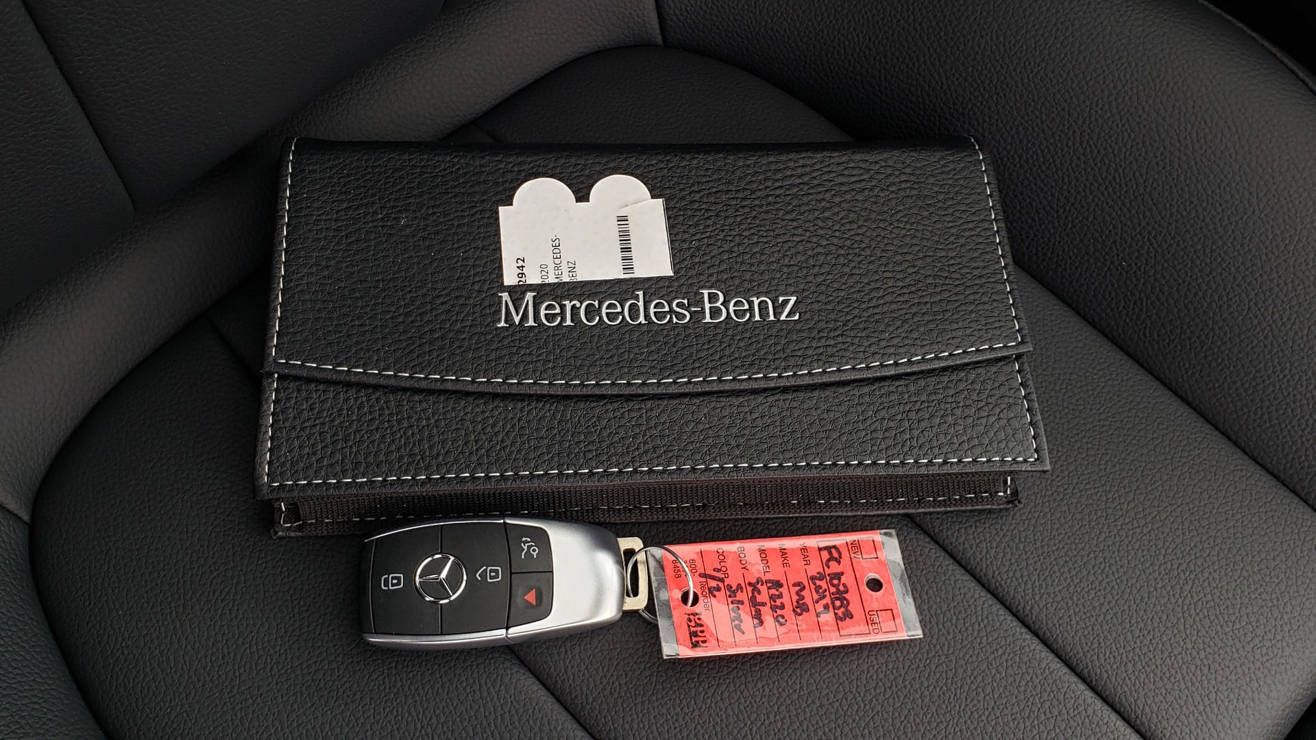 Used 2019 Mercedes-Benz A-CLASS A 220 SEDAN / PREMIUM PKG / SUNROOF / BSA / REARVIEW for sale Sold at Formula Imports in Charlotte NC 28227 94