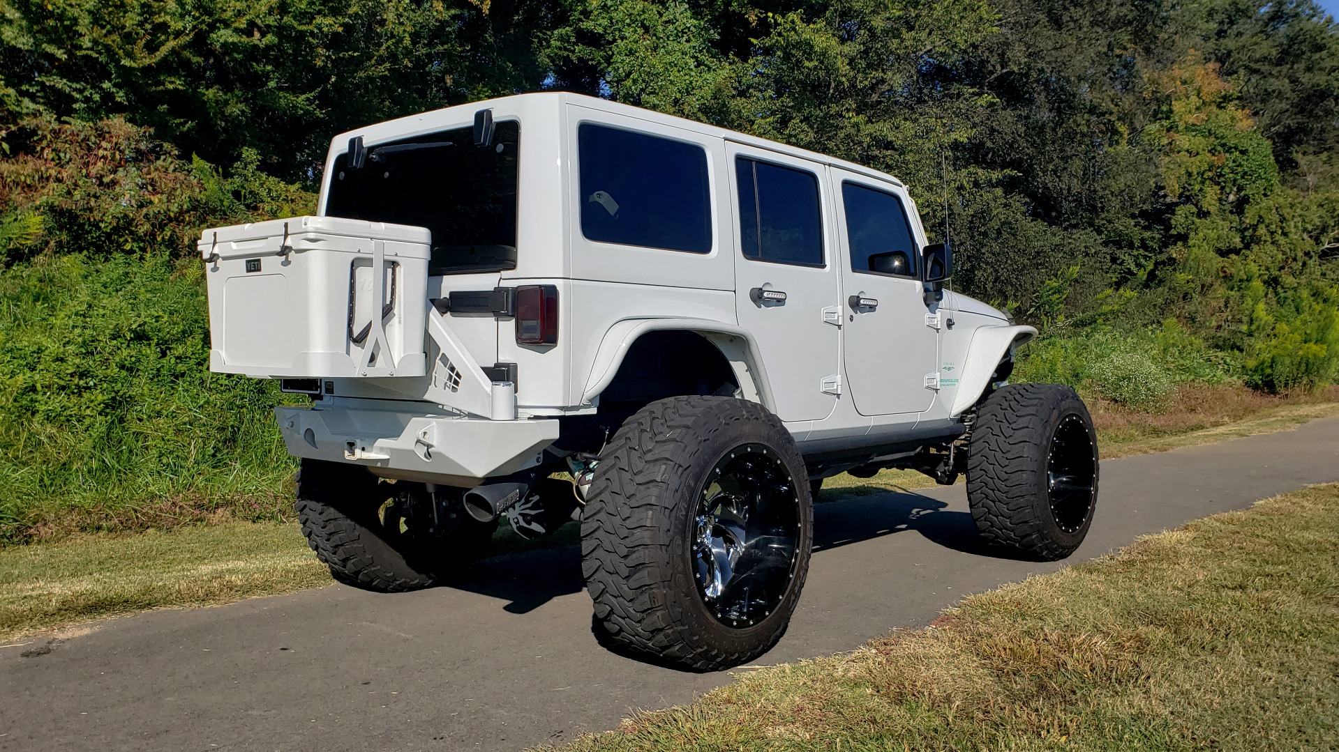 Used 2016 Jeep WRANGLER UNLIMITED SAHARA 4X4 / 3.6L V6 / CUSTOM LIFT / 24-IN WHEELS / 40-IN TIRES for sale Sold at Formula Imports in Charlotte NC 28227 4