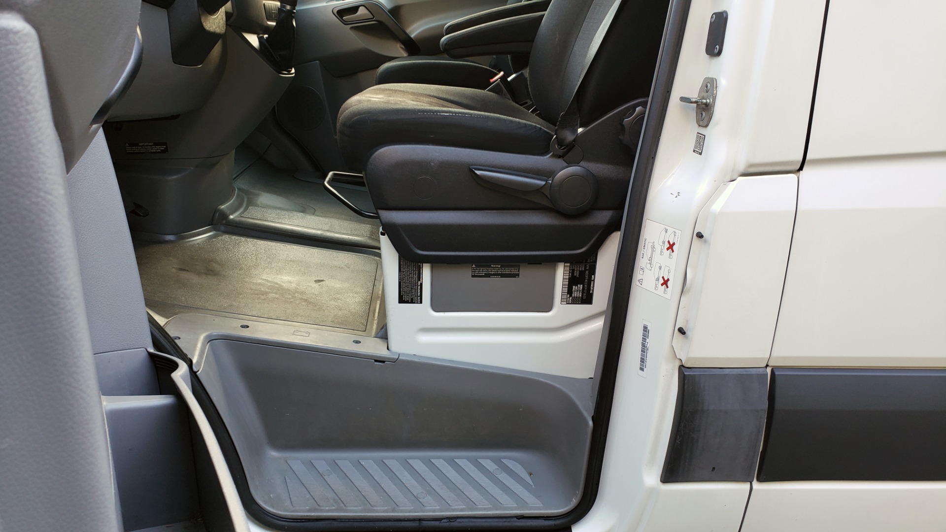 Used 2015 Mercedes-Benz SPRINTER CARGO VAN 4x4 3500 170 EXT / 3.0L V6 TURBO DIESEL / 5-SPD AUTO / REARVIEW for sale Sold at Formula Imports in Charlotte NC 28227 28