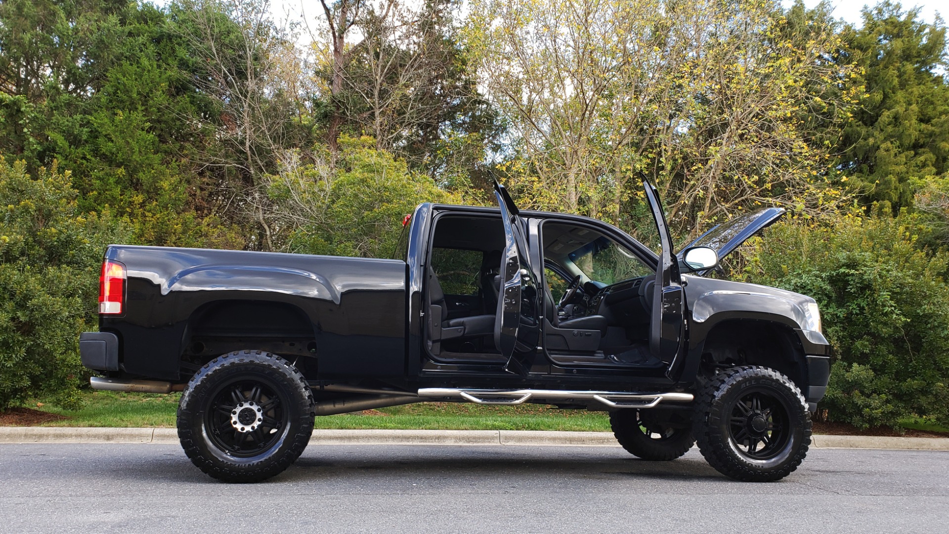 Used 2012 GMC SIERRA 2500HD DENALI CREWCAB 4X4 / LIFTED / BIG TIRES / REARVIEW for sale Sold at Formula Imports in Charlotte NC 28227 15