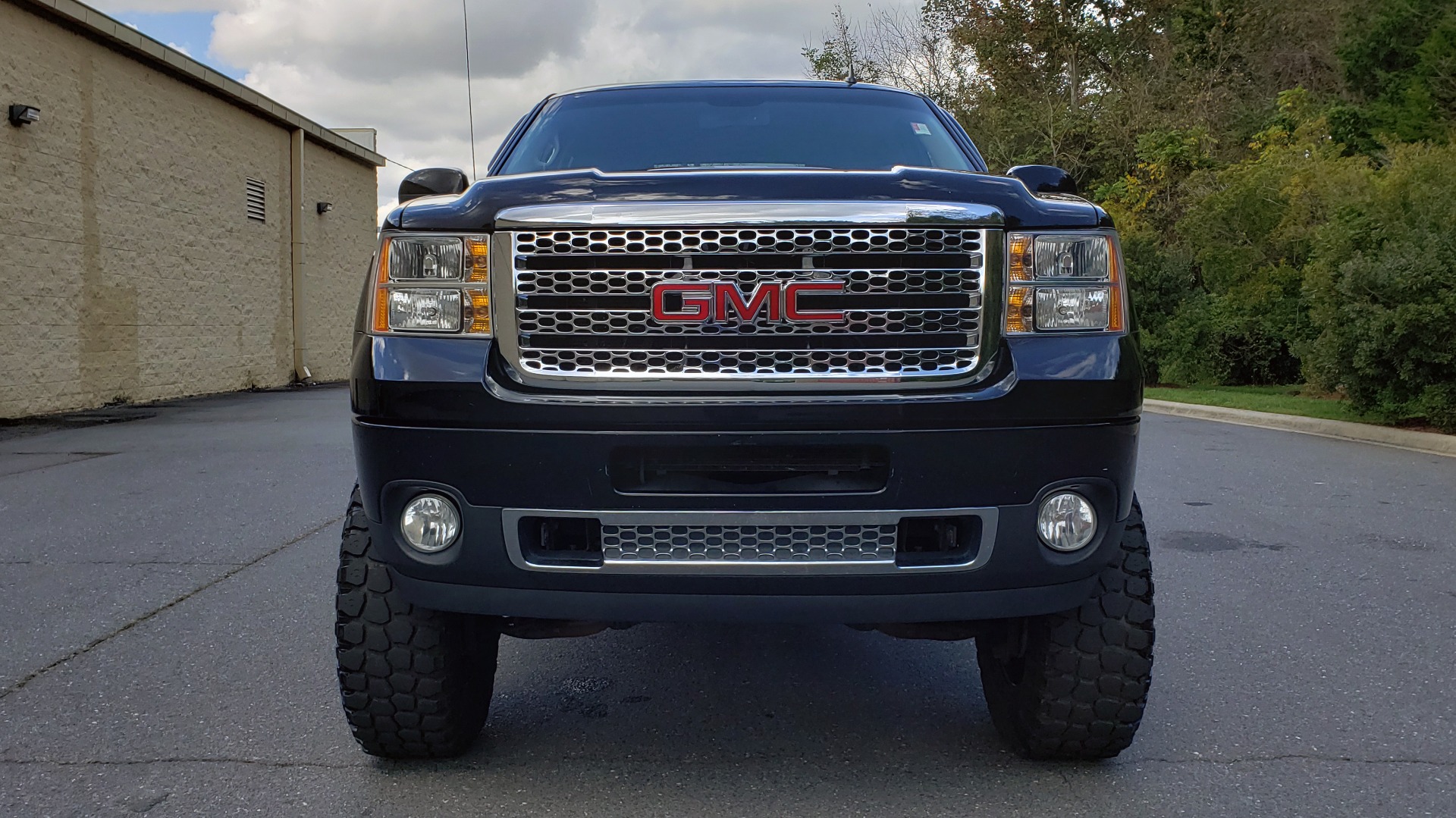 Used 2012 GMC SIERRA 2500HD DENALI CREWCAB 4X4 / LIFTED / BIG TIRES / REARVIEW for sale Sold at Formula Imports in Charlotte NC 28227 30