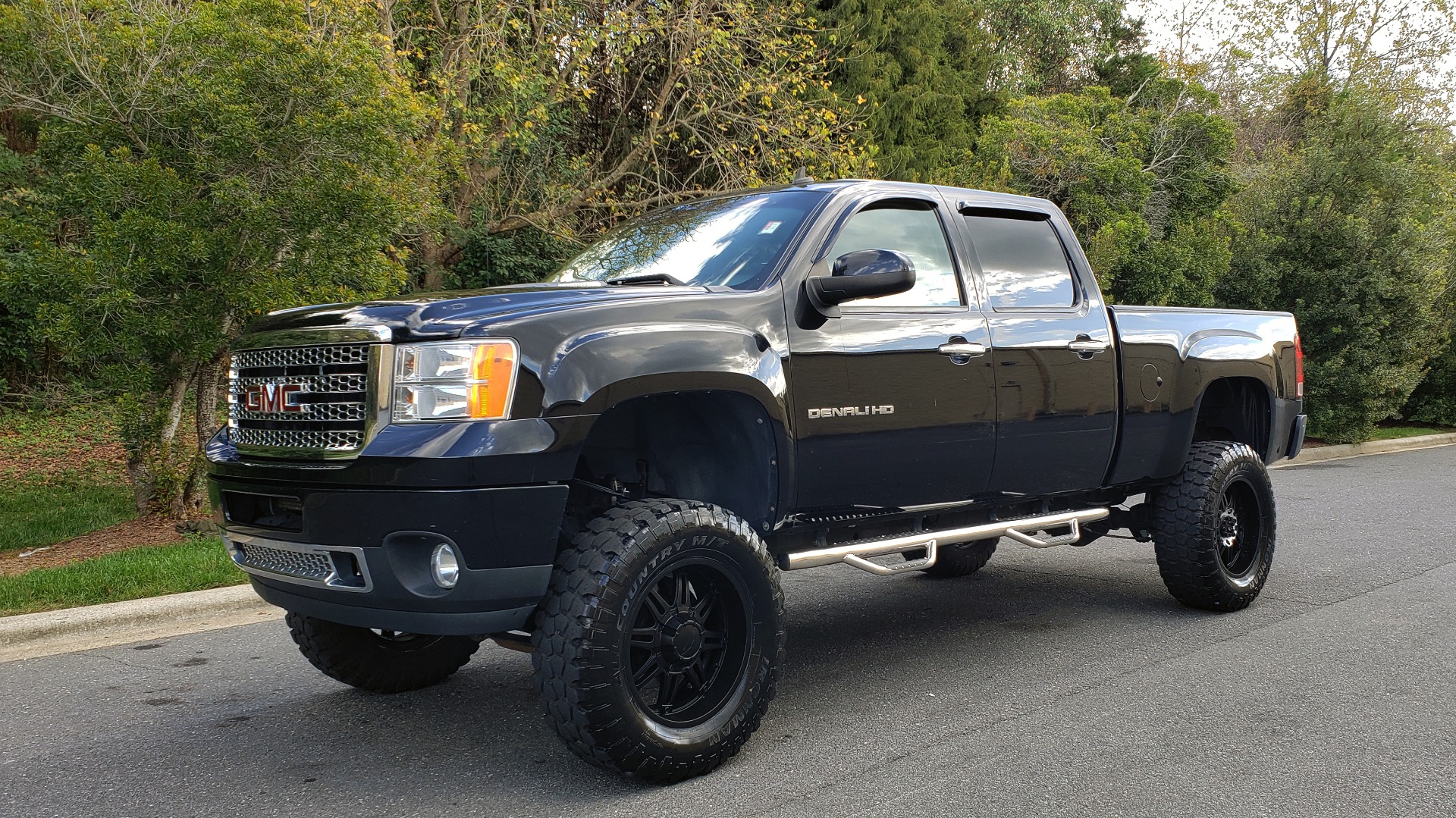 Used 2012 GMC SIERRA 2500HD DENALI CREWCAB 4X4 / LIFTED / BIG TIRES / REARVIEW for sale Sold at Formula Imports in Charlotte NC 28227 1