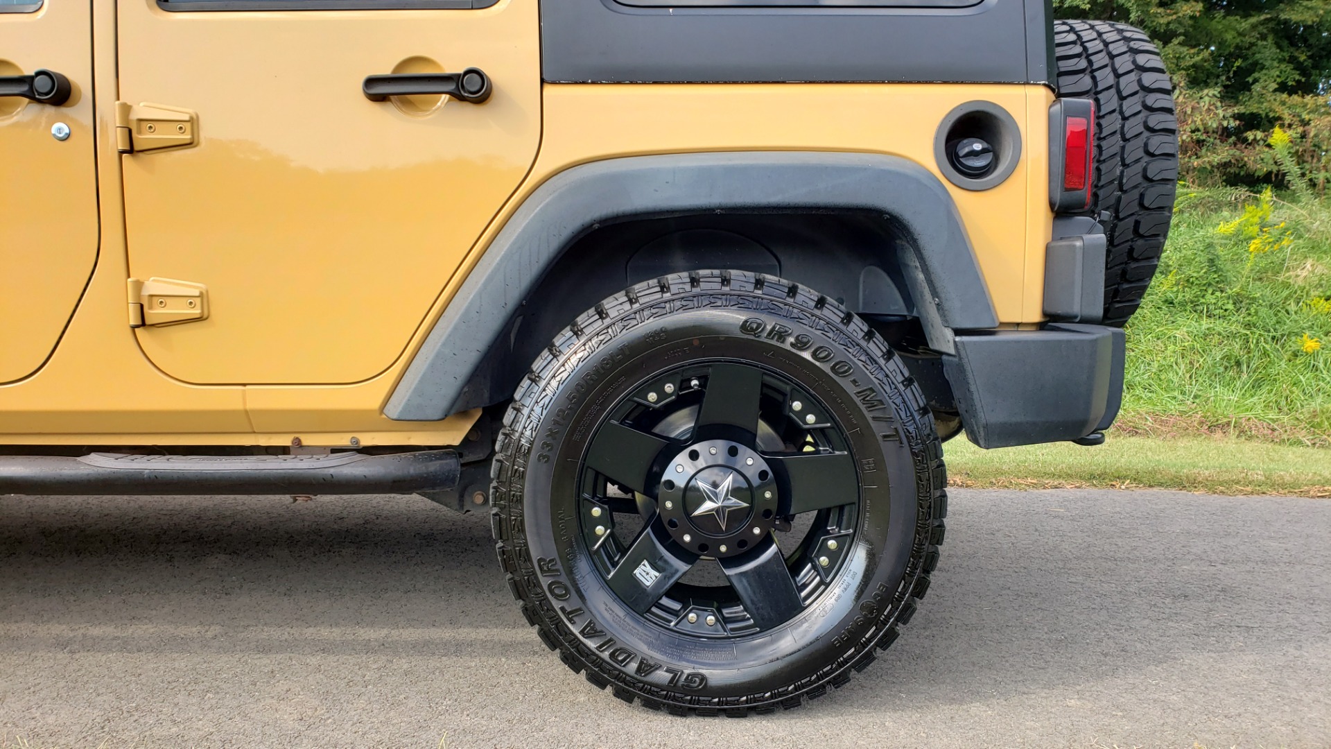 Used 2013 Jeep WRANGLER UNLIMITED SPORT 4X4 / 3.6L V6 / 5-SPD AUTO / 3-PC FREEDOM TOP for sale Sold at Formula Imports in Charlotte NC 28227 11