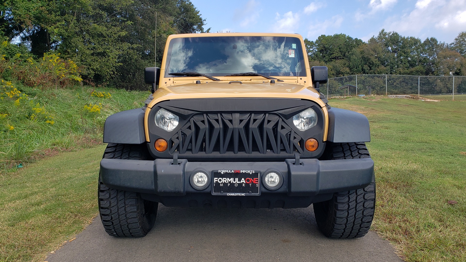 Used 2013 Jeep WRANGLER UNLIMITED SPORT 4X4 / 3.6L V6 / 5-SPD AUTO / 3-PC FREEDOM TOP for sale Sold at Formula Imports in Charlotte NC 28227 12