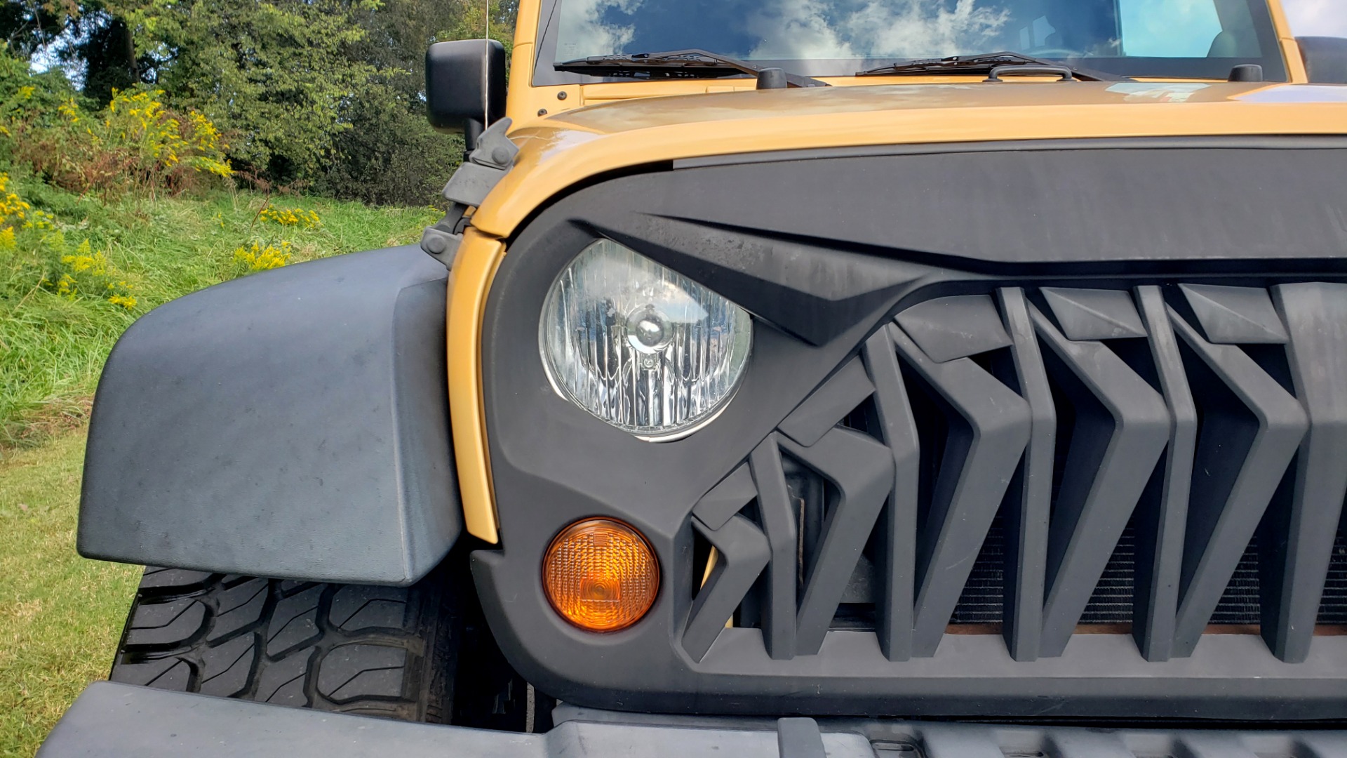 Used 2013 Jeep WRANGLER UNLIMITED SPORT 4X4 / 3.6L V6 / 5-SPD AUTO / 3-PC FREEDOM TOP for sale Sold at Formula Imports in Charlotte NC 28227 13