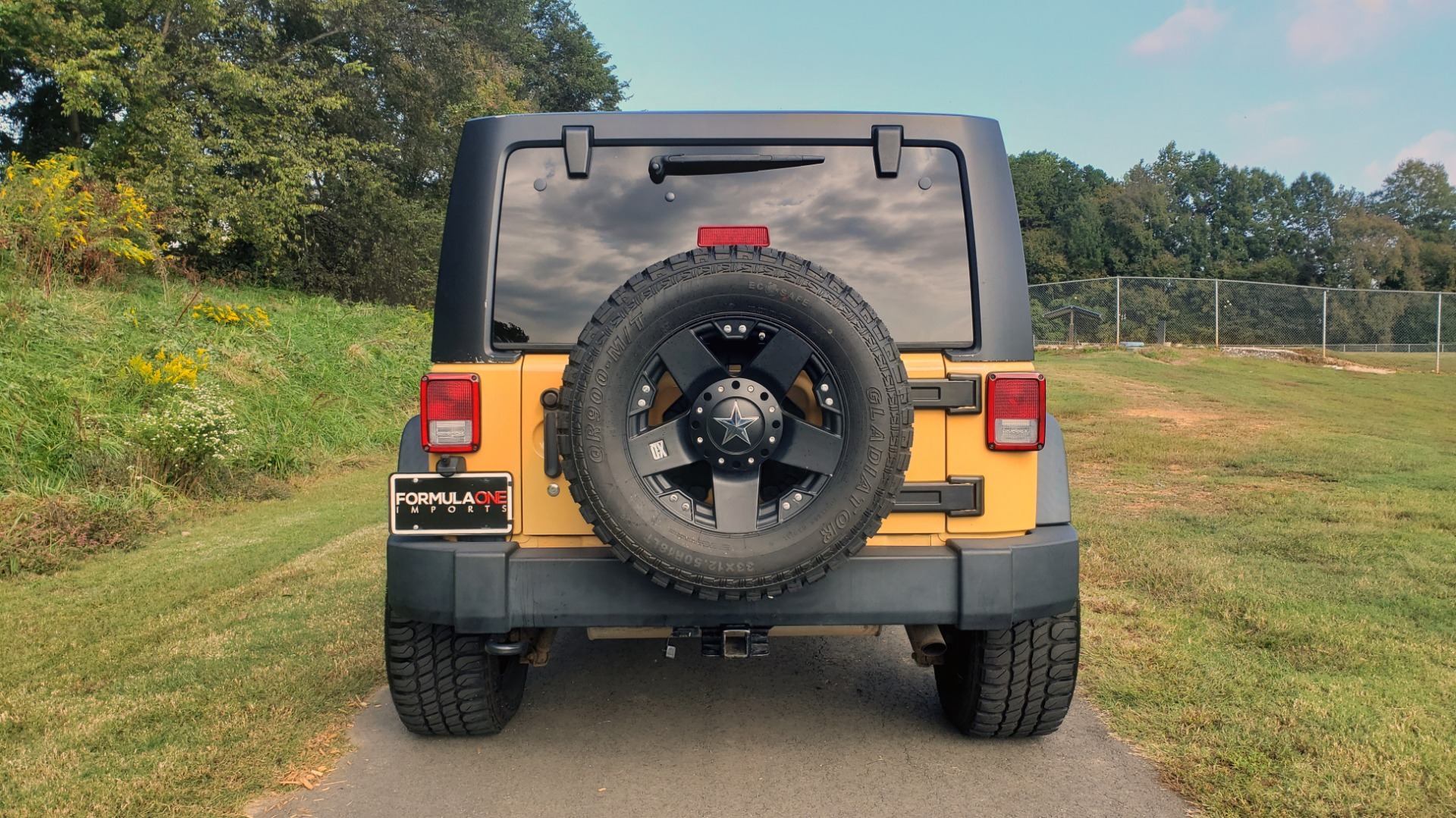 Used 2013 Jeep WRANGLER UNLIMITED SPORT 4X4 / 3.6L V6 / 5-SPD AUTO / 3-PC FREEDOM TOP for sale Sold at Formula Imports in Charlotte NC 28227 25