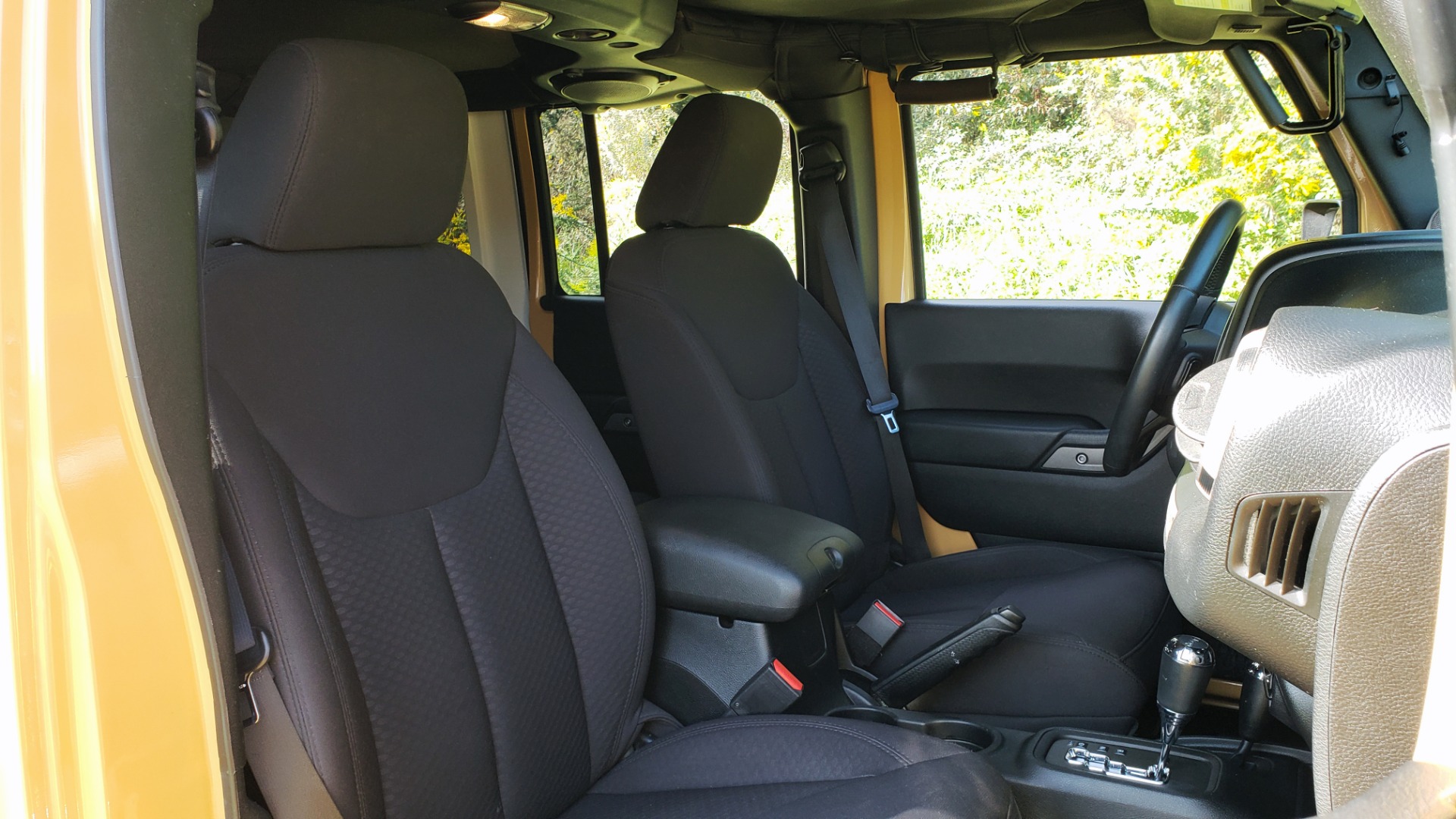 Used 2013 Jeep WRANGLER UNLIMITED SPORT 4X4 / 3.6L V6 / 5-SPD AUTO / 3-PC FREEDOM TOP for sale Sold at Formula Imports in Charlotte NC 28227 57