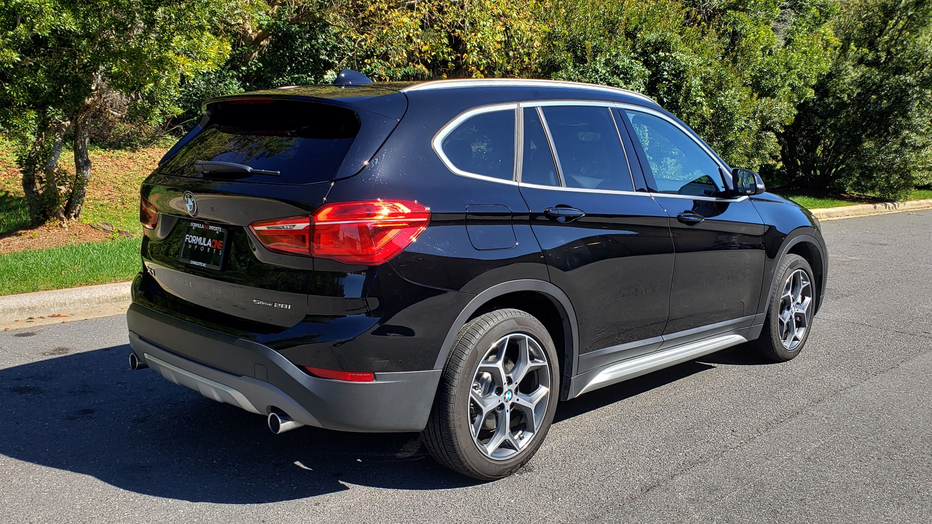 Used 2018 BMW X1 SDRIVE28I / HEATED SEATS / 4-CYL / 8-SPD AUTO / REARVIEW for sale Sold at Formula Imports in Charlotte NC 28227 2