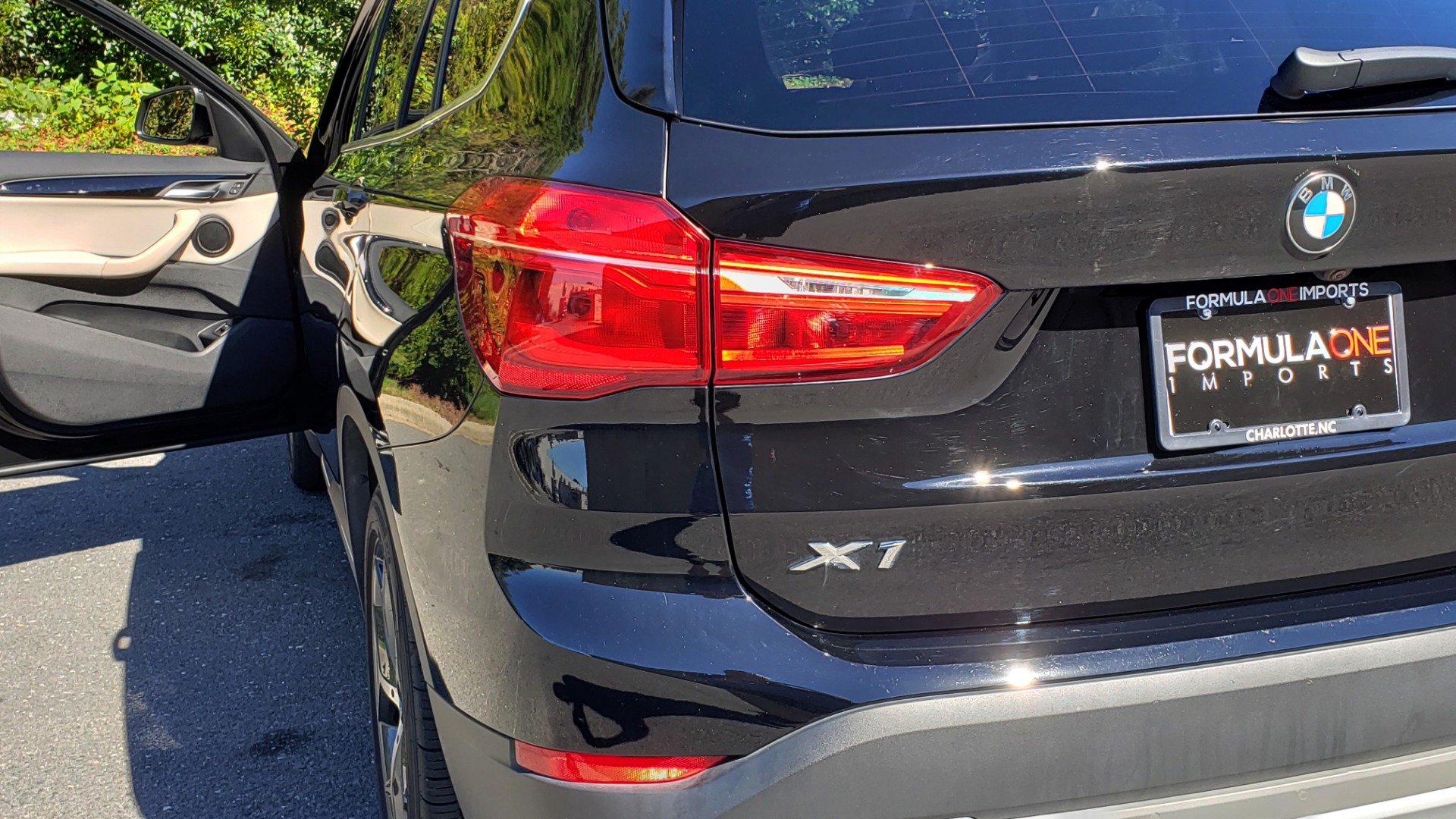 Used 2018 BMW X1 SDRIVE28I / HEATED SEATS / 4-CYL / 8-SPD AUTO / REARVIEW for sale Sold at Formula Imports in Charlotte NC 28227 29