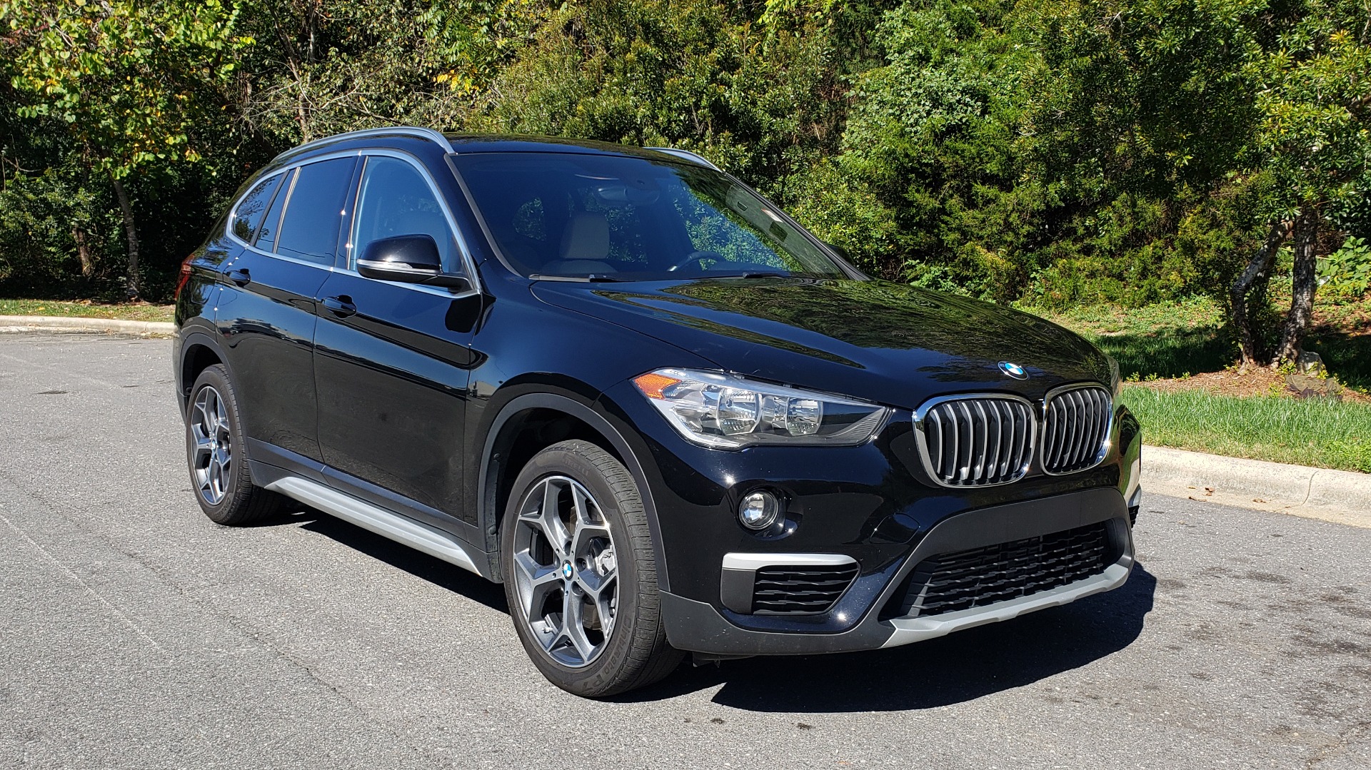 Used 2018 BMW X1 SDRIVE28I / HEATED SEATS / 4-CYL / 8-SPD AUTO / REARVIEW for sale Sold at Formula Imports in Charlotte NC 28227 5