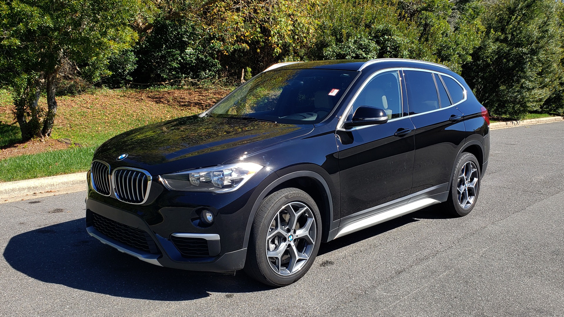 Used 2018 BMW X1 SDRIVE28I / HEATED SEATS / 4-CYL / 8-SPD AUTO / REARVIEW for sale Sold at Formula Imports in Charlotte NC 28227 6