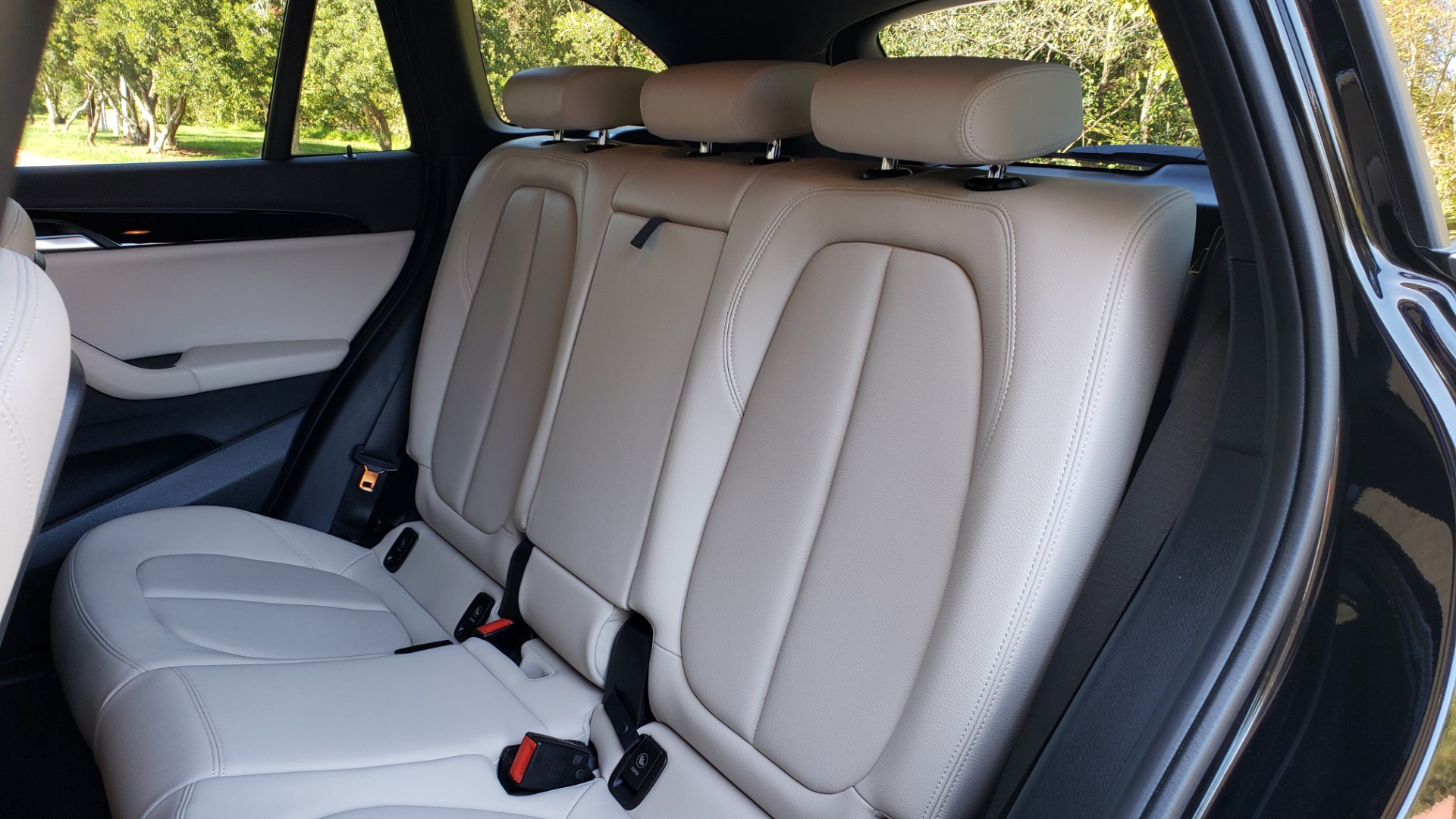 Used 2018 BMW X1 SDRIVE28I / HEATED SEATS / 4-CYL / 8-SPD AUTO / REARVIEW for sale Sold at Formula Imports in Charlotte NC 28227 65
