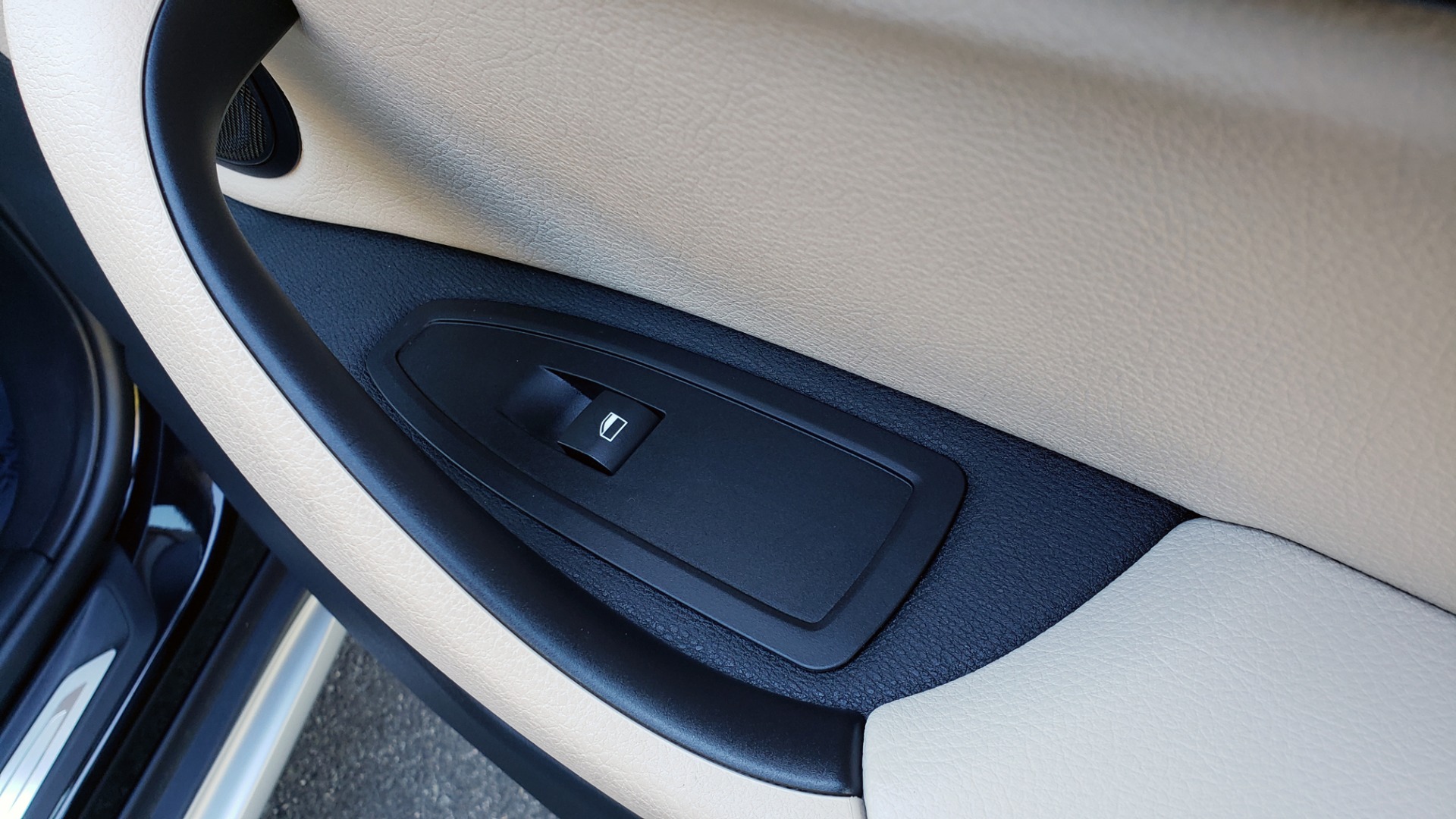 Used 2018 BMW X1 SDRIVE28I / HEATED SEATS / 4-CYL / 8-SPD AUTO / REARVIEW for sale Sold at Formula Imports in Charlotte NC 28227 68