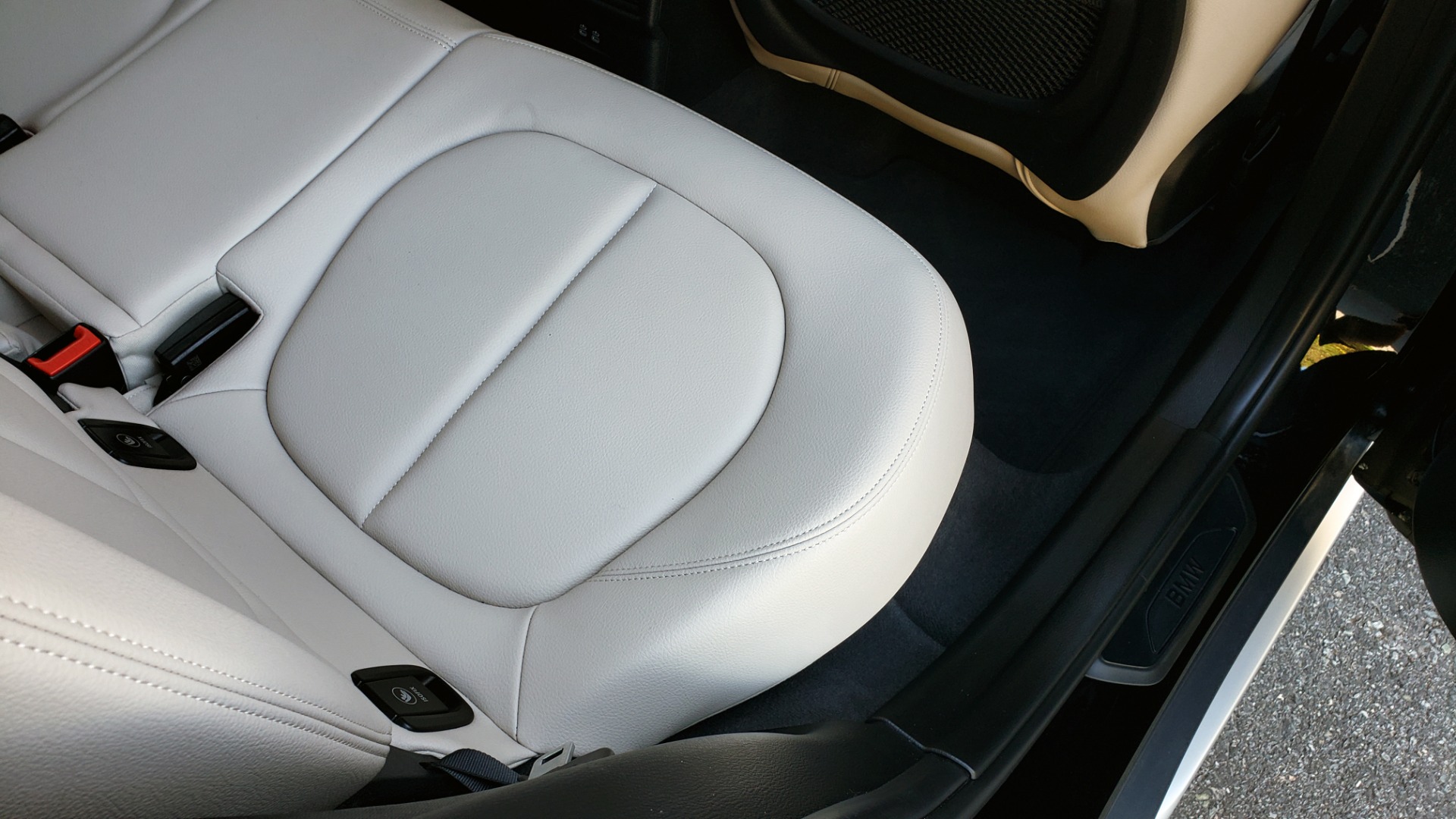 Used 2018 BMW X1 SDRIVE28I / HEATED SEATS / 4-CYL / 8-SPD AUTO / REARVIEW for sale Sold at Formula Imports in Charlotte NC 28227 75