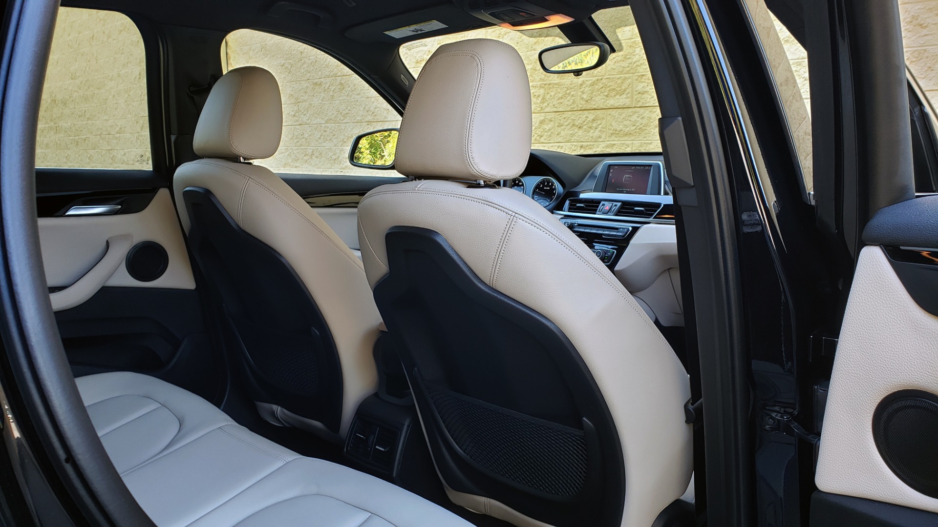 Used 2018 BMW X1 SDRIVE28I / HEATED SEATS / 4-CYL / 8-SPD AUTO / REARVIEW for sale Sold at Formula Imports in Charlotte NC 28227 79