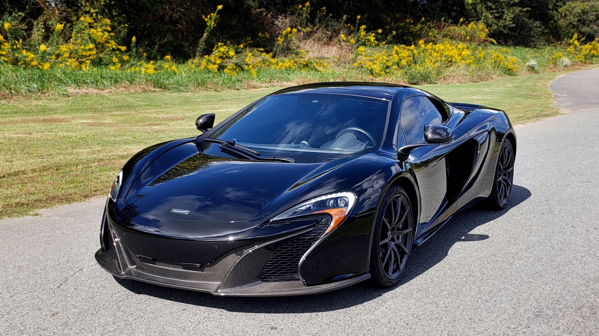 Used 2016 McLaren 650S SPIDER / 641HP / PARK SENSORS / LOW MILES / 1-OWNER for sale Sold at Formula Imports in Charlotte NC 28227 19