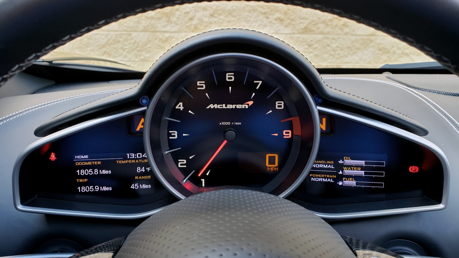 Used 2016 McLaren 650S SPIDER / 641HP / PARK SENSORS / LOW MILES / 1-OWNER for sale Sold at Formula Imports in Charlotte NC 28227 37