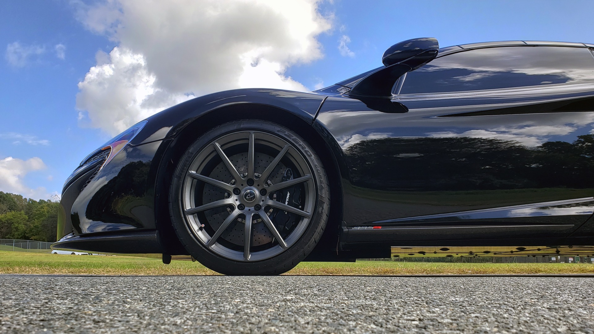 Used 2016 McLaren 650S SPIDER / 641HP / PARK SENSORS / LOW MILES / 1-OWNER for sale Sold at Formula Imports in Charlotte NC 28227 68