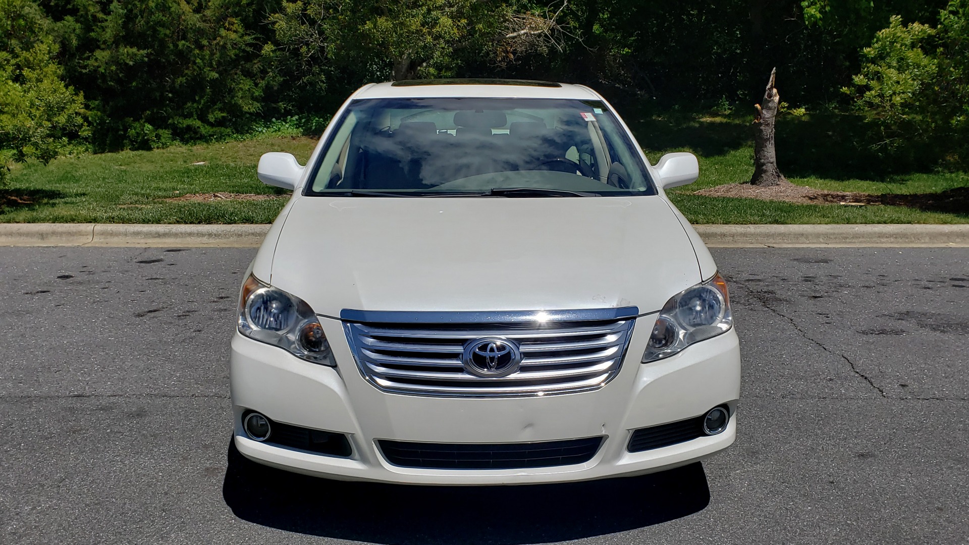 Used 2008 Toyota AVALON LIMITED V6 / FWD / SUNROOF / DYN RADAR CRUISE / BRAKE ASST for sale Sold at Formula Imports in Charlotte NC 28227 16