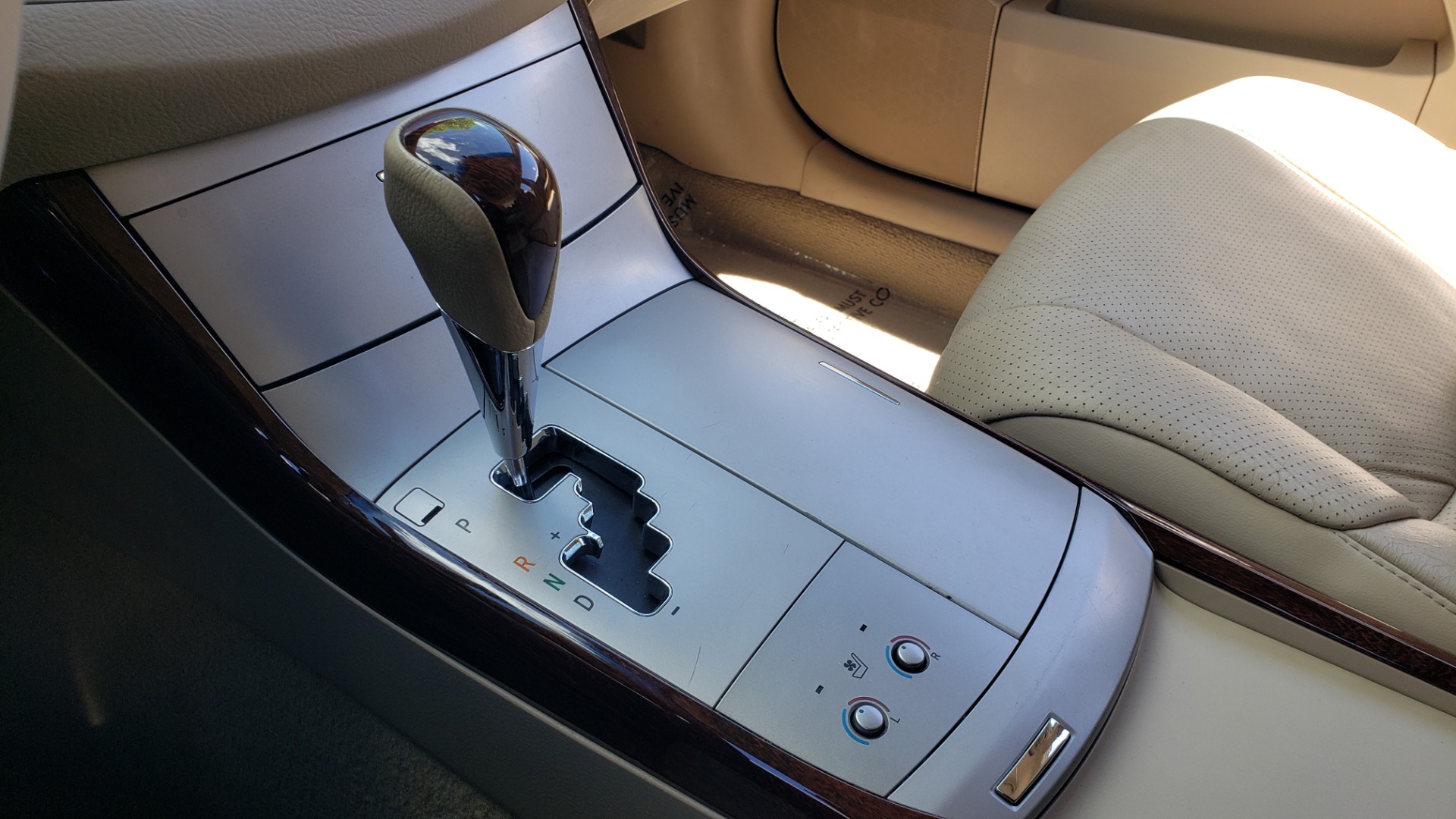 Used 2008 Toyota AVALON LIMITED V6 / FWD / SUNROOF / DYN RADAR CRUISE / BRAKE ASST for sale Sold at Formula Imports in Charlotte NC 28227 44