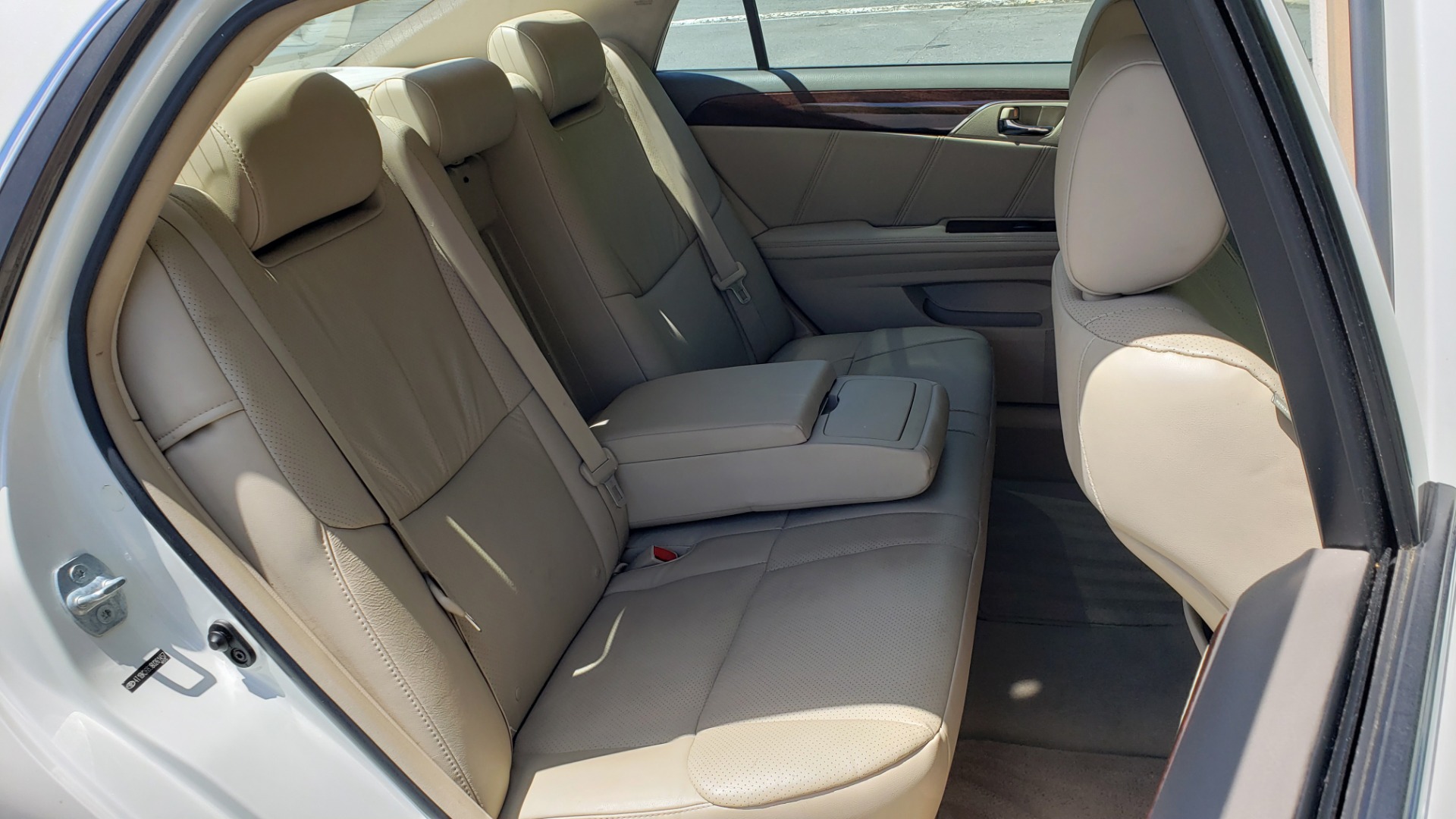 Used 2008 Toyota AVALON LIMITED V6 / FWD / SUNROOF / DYN RADAR CRUISE / BRAKE ASST for sale Sold at Formula Imports in Charlotte NC 28227 69