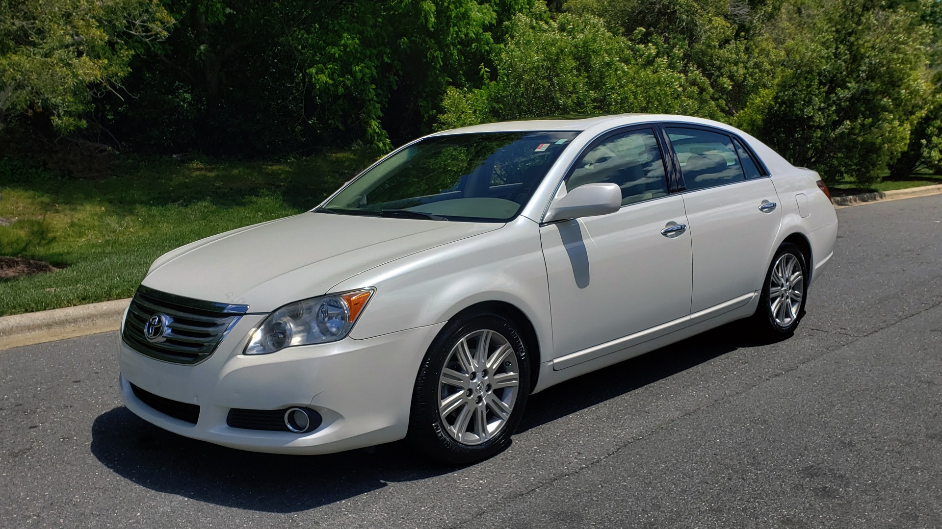 Used 2008 Toyota AVALON LIMITED V6 / FWD / SUNROOF / DYN RADAR CRUISE / BRAKE ASST for sale Sold at Formula Imports in Charlotte NC 28227 1