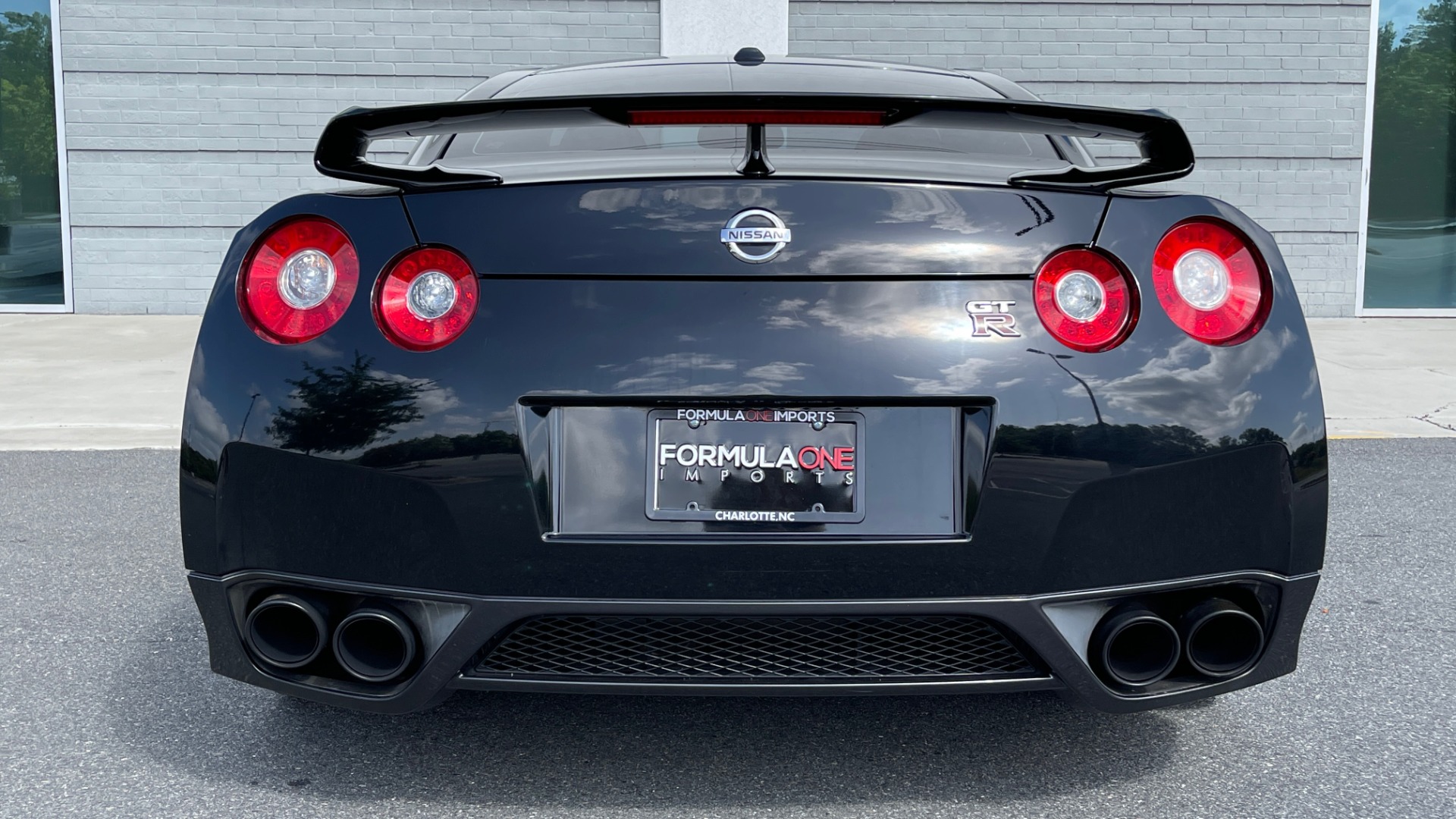 Used 2009 Nissan GT-R PREMIUM COUPE / AWD / TT 3.8L V6 / NAV / BOSE / BREMBO for sale Sold at Formula Imports in Charlotte NC 28227 15