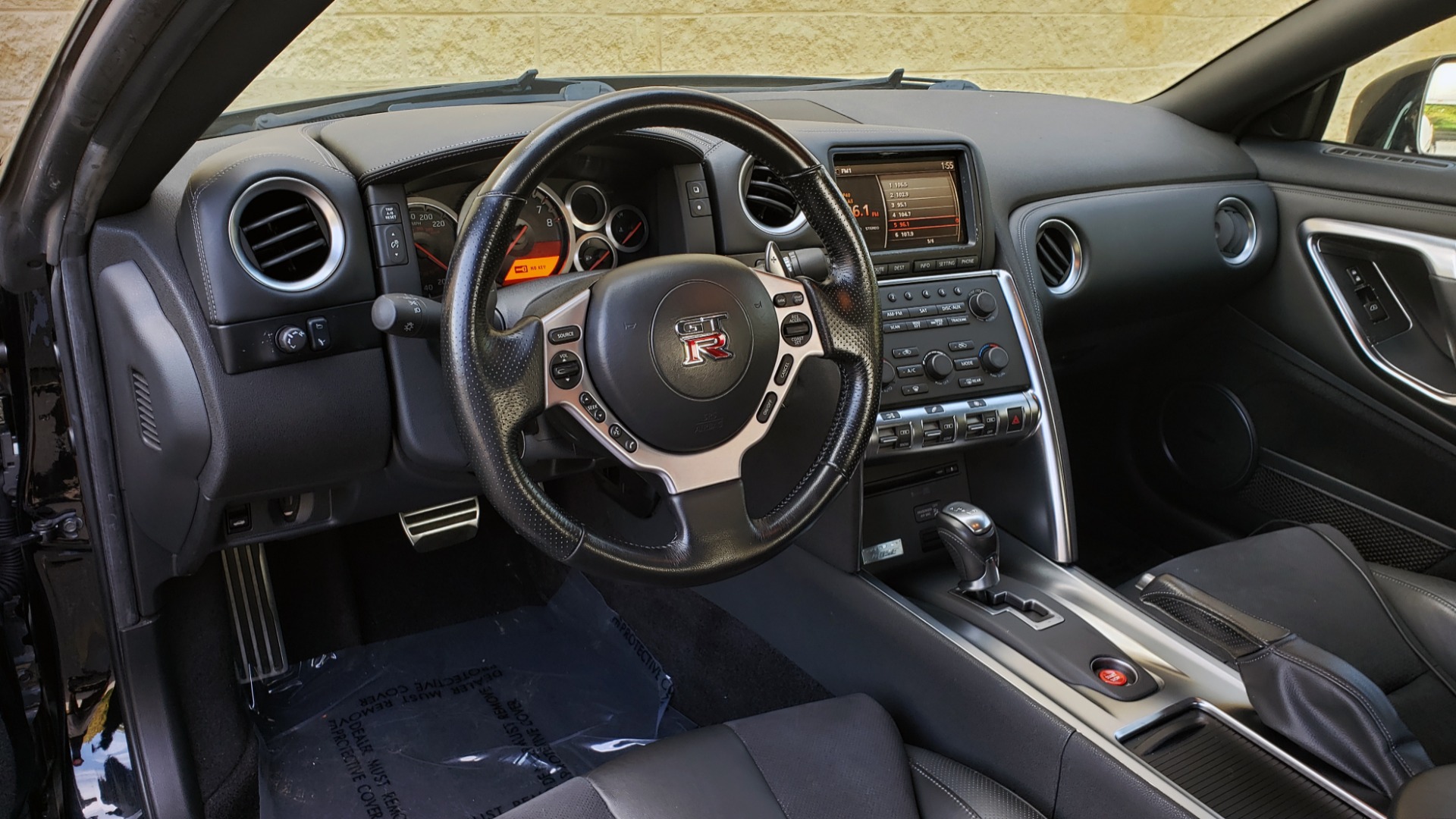 Used 2009 Nissan GT-R PREMIUM COUPE / AWD / TT 3.8L V6 / NAV / BOSE / BREMBO for sale Sold at Formula Imports in Charlotte NC 28227 40
