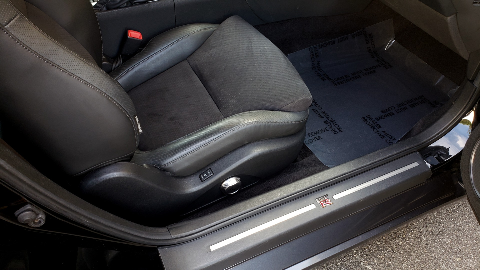 Used 2009 Nissan GT-R PREMIUM COUPE / AWD / TT 3.8L V6 / NAV / BOSE / BREMBO for sale Sold at Formula Imports in Charlotte NC 28227 61