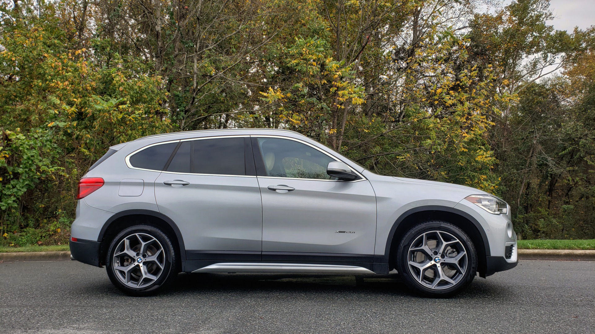 Used 2017 BMW X1 XDRIVE28I / TECH / CLD WTHR / DRVR ASST PLUS / REARVIEW for sale Sold at Formula Imports in Charlotte NC 28227 5