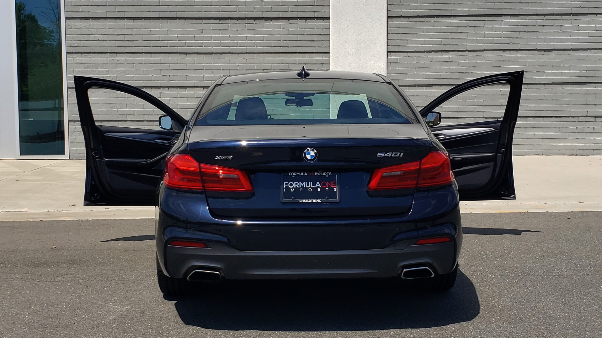 Used 2017 BMW 5 SERIES 540I XDRIVE M-SPORT / PREMIUM / DRVR ASST PLUS / CLD WTHR / LUXURY for sale Sold at Formula Imports in Charlotte NC 28227 29