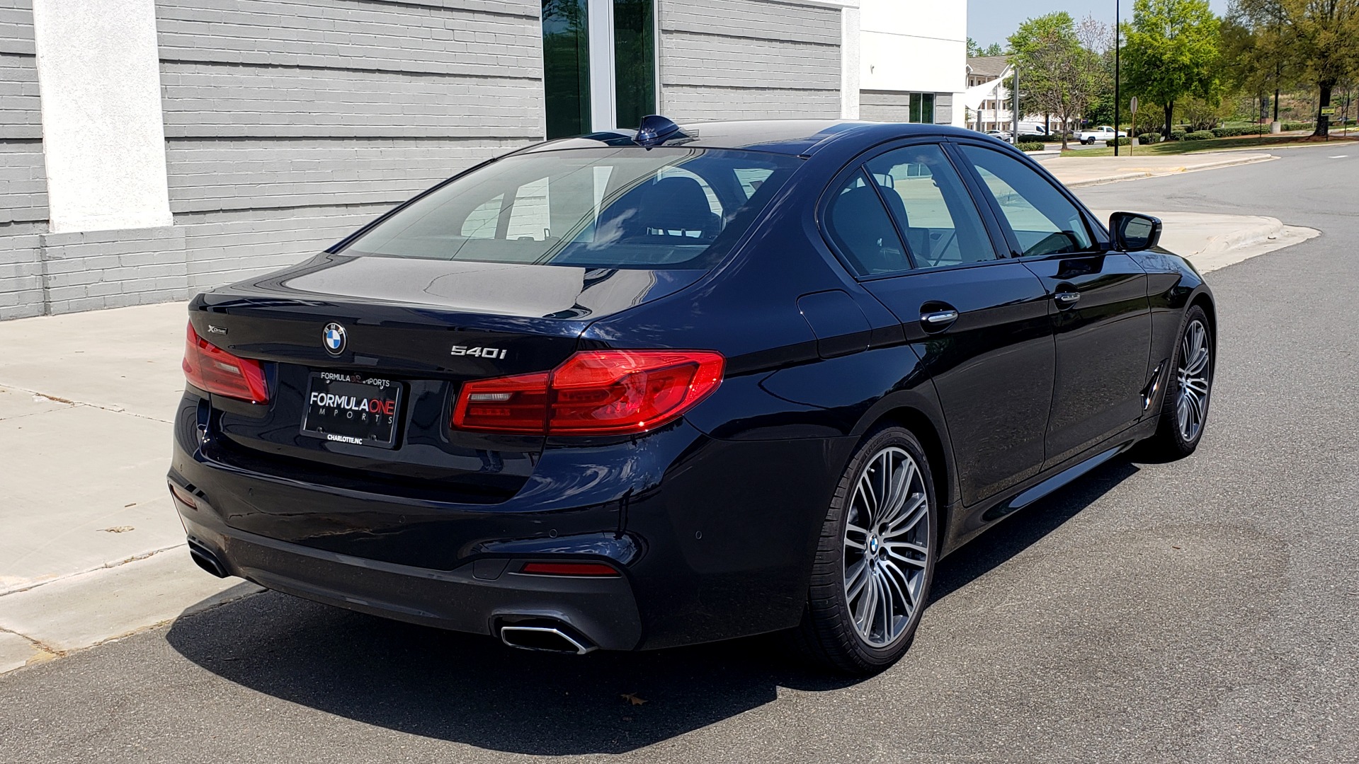 Used 2017 BMW 5 SERIES 540I XDRIVE M-SPORT / PREMIUM / DRVR ASST PLUS / CLD WTHR / LUXURY for sale Sold at Formula Imports in Charlotte NC 28227 4