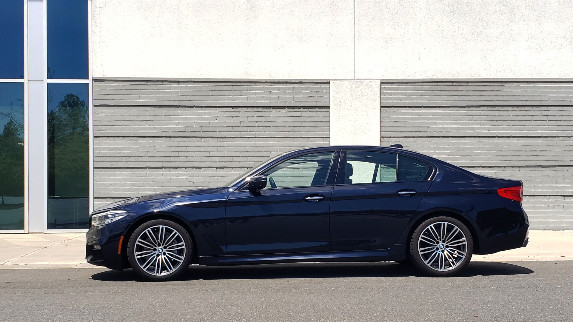 Used 2017 BMW 5 SERIES 540I XDRIVE M-SPORT / PREMIUM / DRVR ASST PLUS / CLD WTHR / LUXURY for sale Sold at Formula Imports in Charlotte NC 28227 7