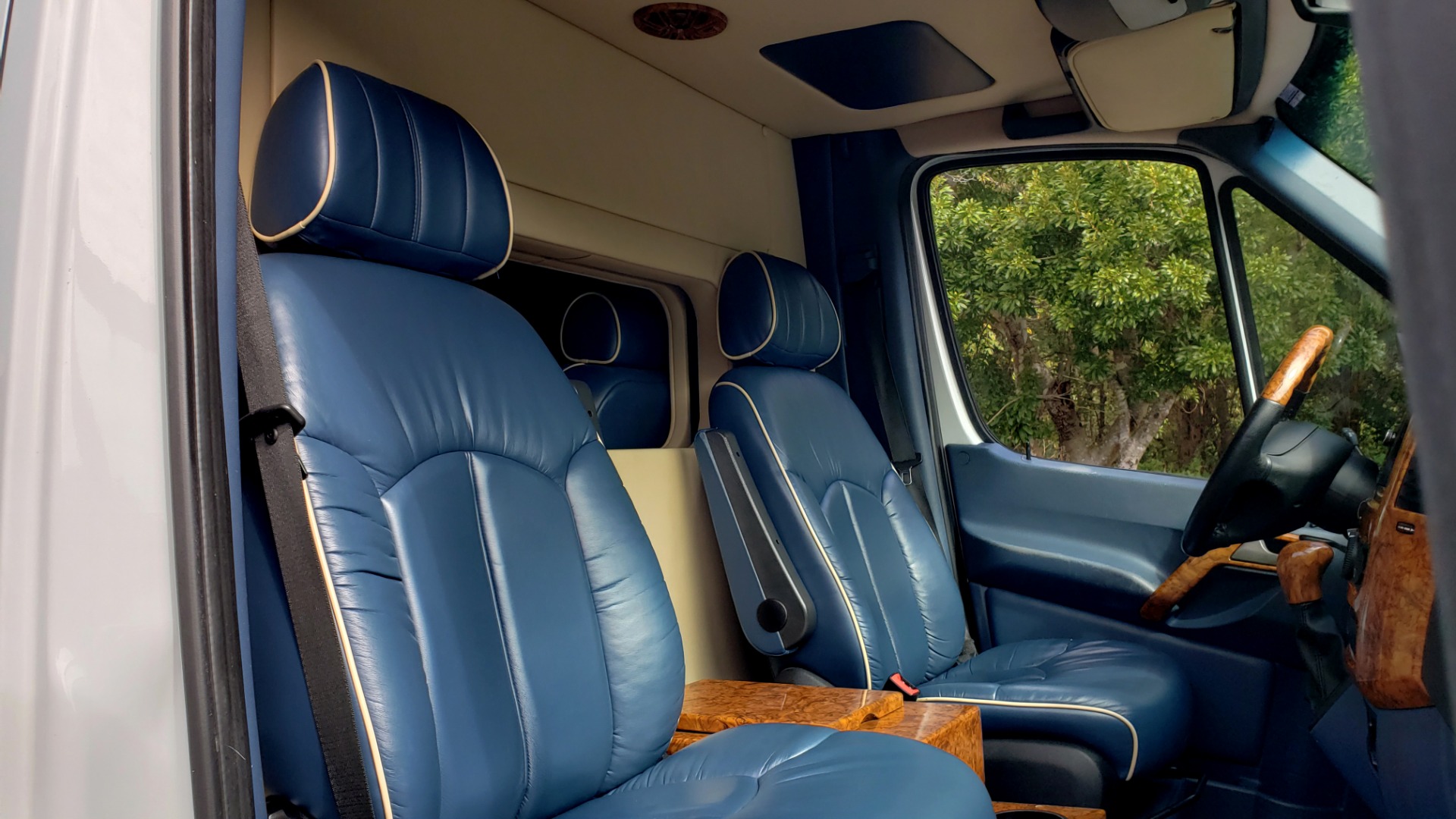 Used 2013 Mercedes-Benz MIDWEST SPRINTER JET VAN EXT 170 / NAV / 3-FLAT SCREEN / TECHNOLOGY / SAT TV for sale Sold at Formula Imports in Charlotte NC 28227 33