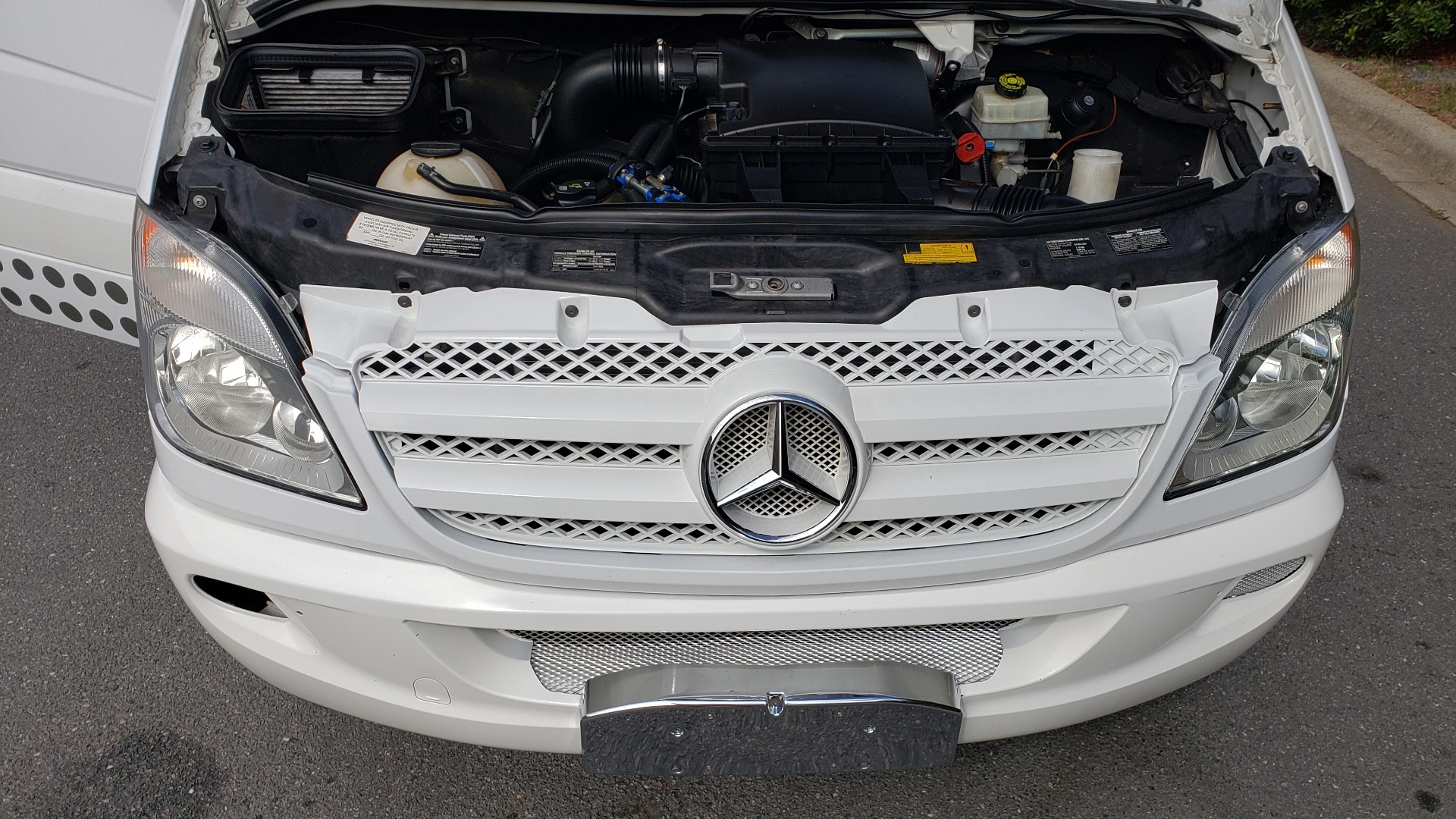 Used 2013 Mercedes-Benz MIDWEST SPRINTER JET VAN EXT 170 / NAV / 3-FLAT SCREEN / TECHNOLOGY / SAT TV for sale Sold at Formula Imports in Charlotte NC 28227 42