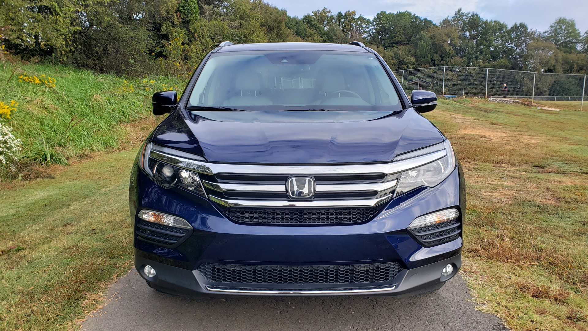 Used 2017 Honda PILOT TOURING 2WD / NAV / SUNROOF / 3-ROW / ENT SYS / REARVIEW for sale Sold at Formula Imports in Charlotte NC 28227 10