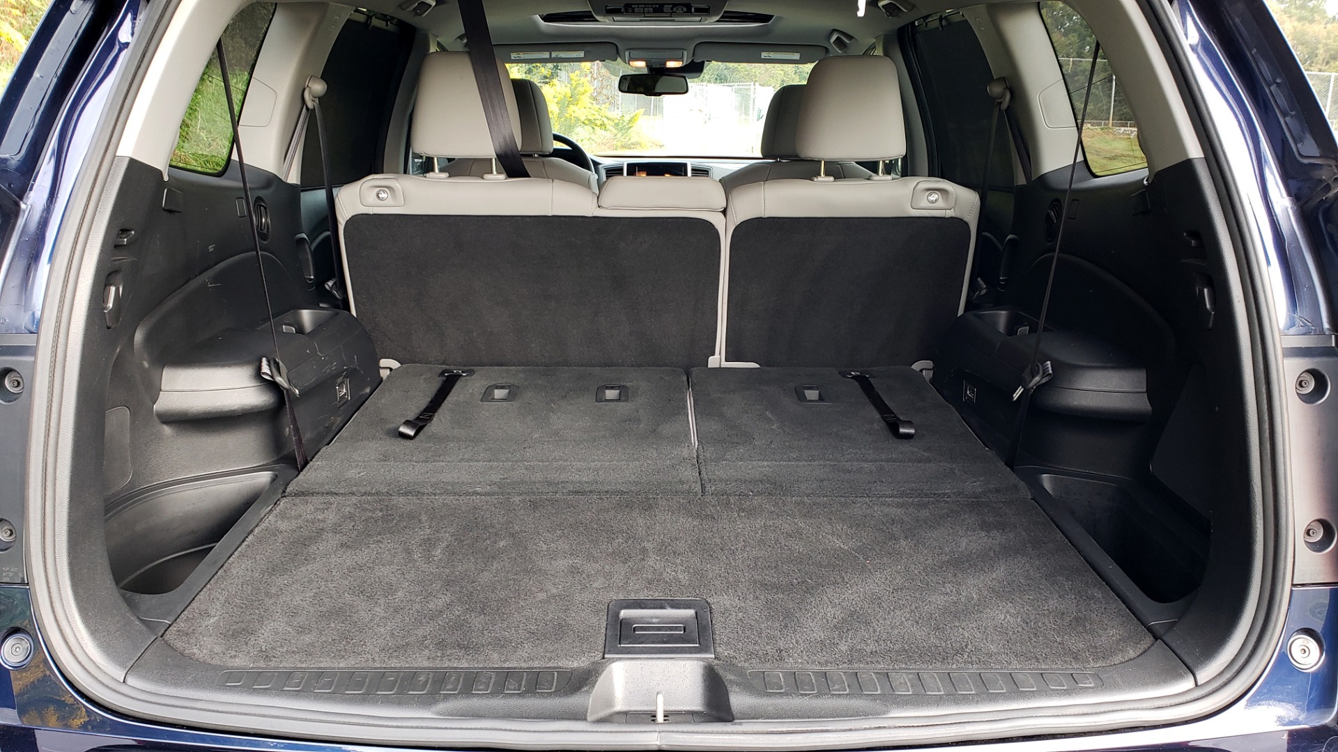 Used 2017 Honda PILOT TOURING 2WD / NAV / SUNROOF / 3-ROW / ENT SYS / REARVIEW for sale Sold at Formula Imports in Charlotte NC 28227 27